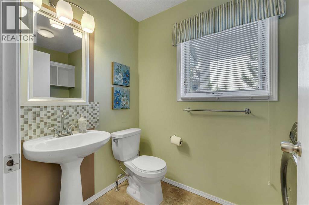 271 Arbour Lake Way NW - 25