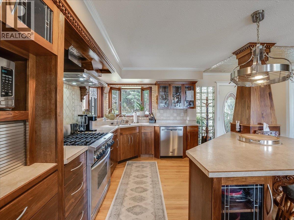 100 Sandner Road, Christina Lake