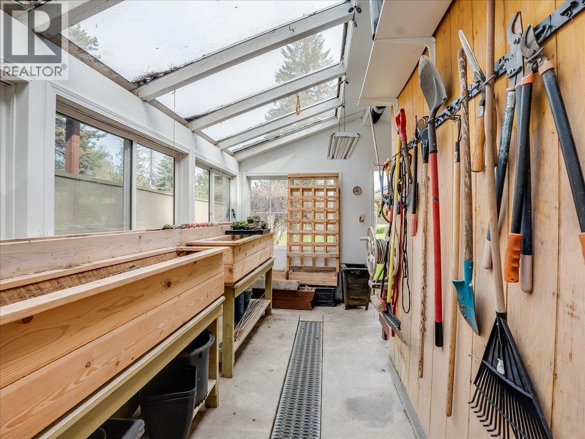 100 Sandner Road, Christina Lake