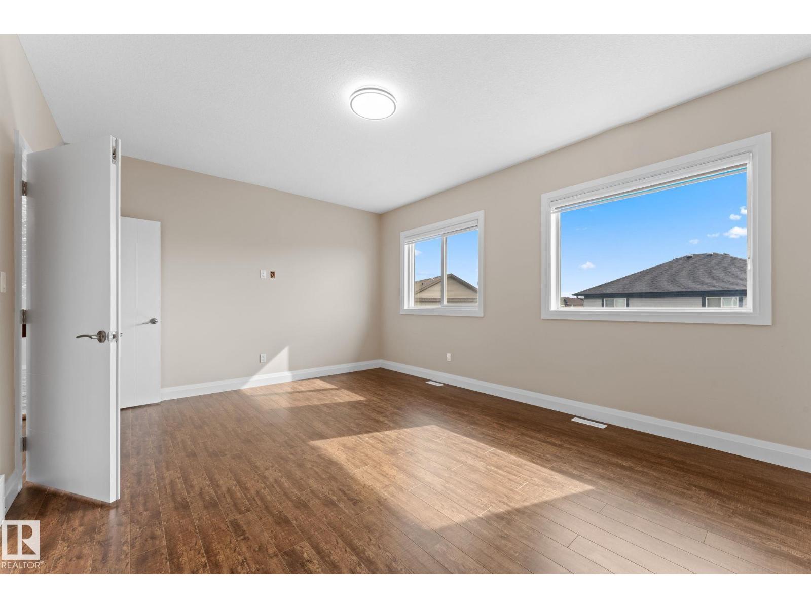 16543 132 ST NW - 42