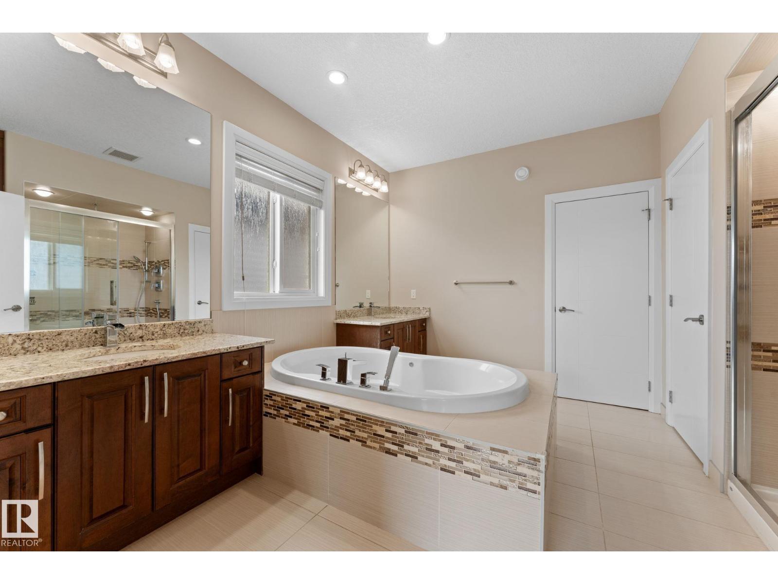 16543 132 ST NW - 43
