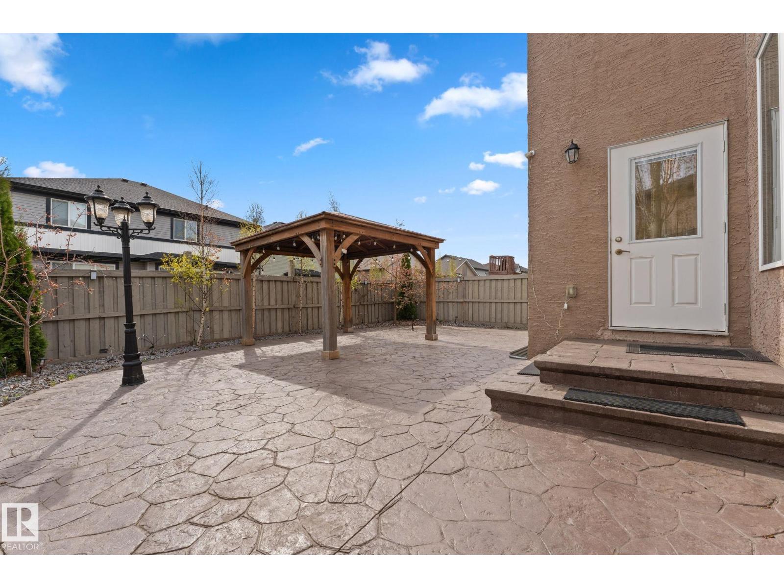 16543 132 ST NW - 60