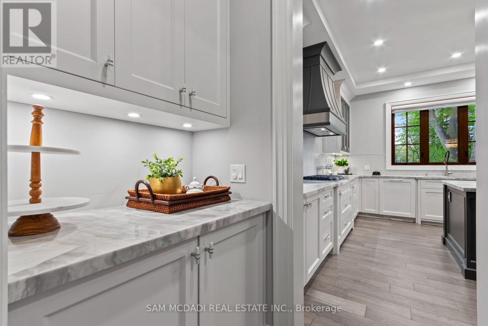 1134 WELWYN DRIVE - 20