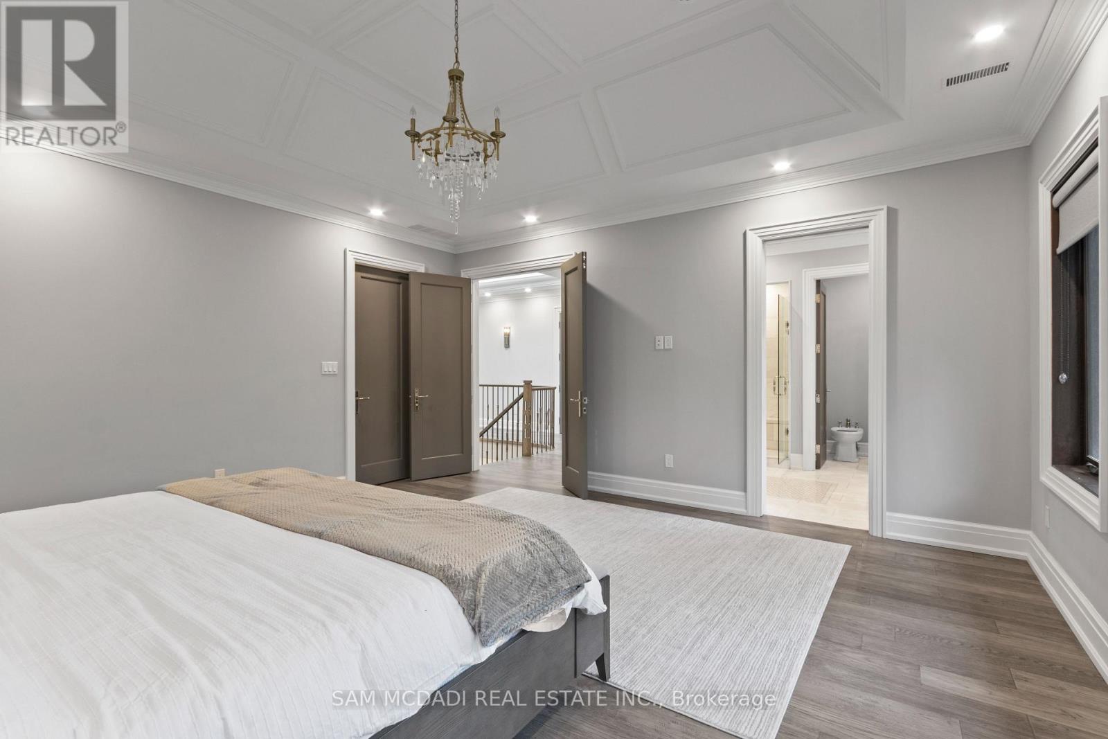 1134 WELWYN DRIVE - 25