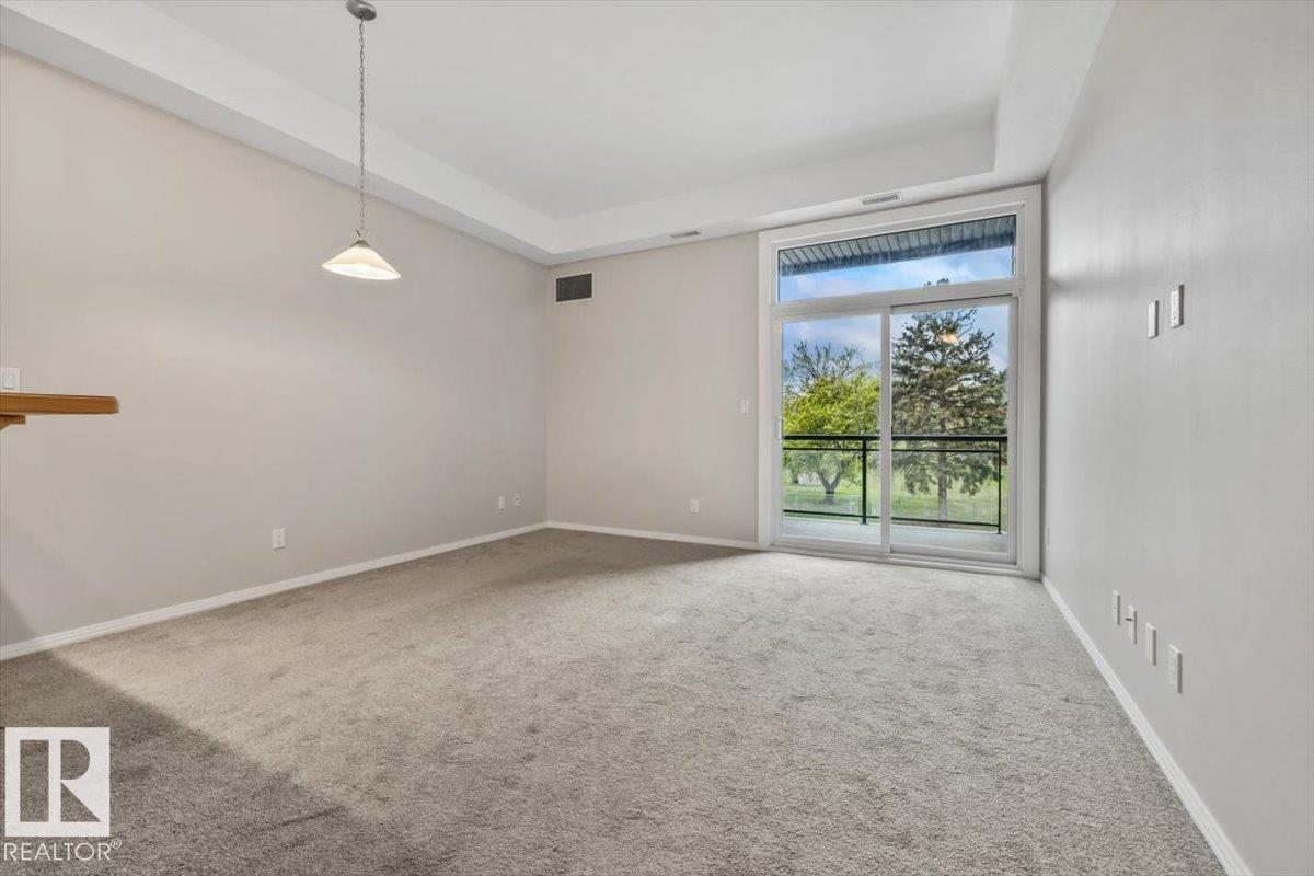 #228 10531 117 ST NW - 14