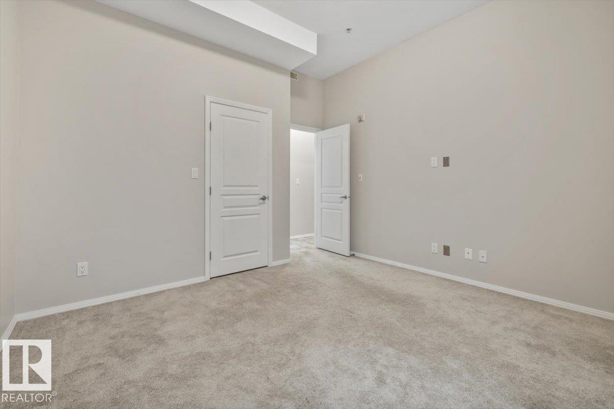 #228 10531 117 ST NW - 19