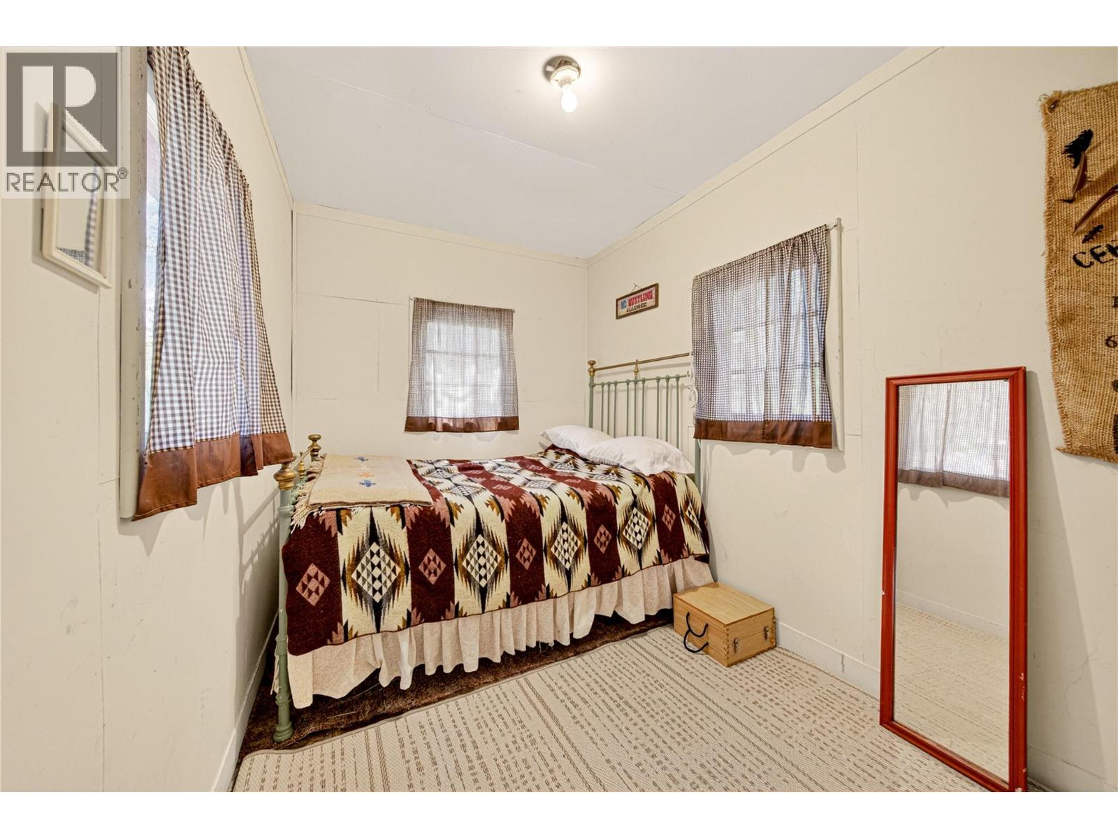 6832 Legion Road - 32