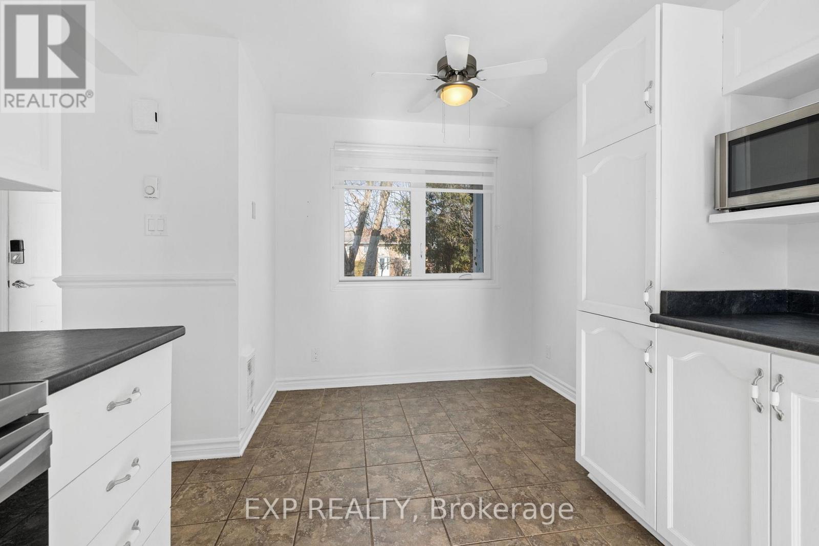 449 YVES STREET - 11