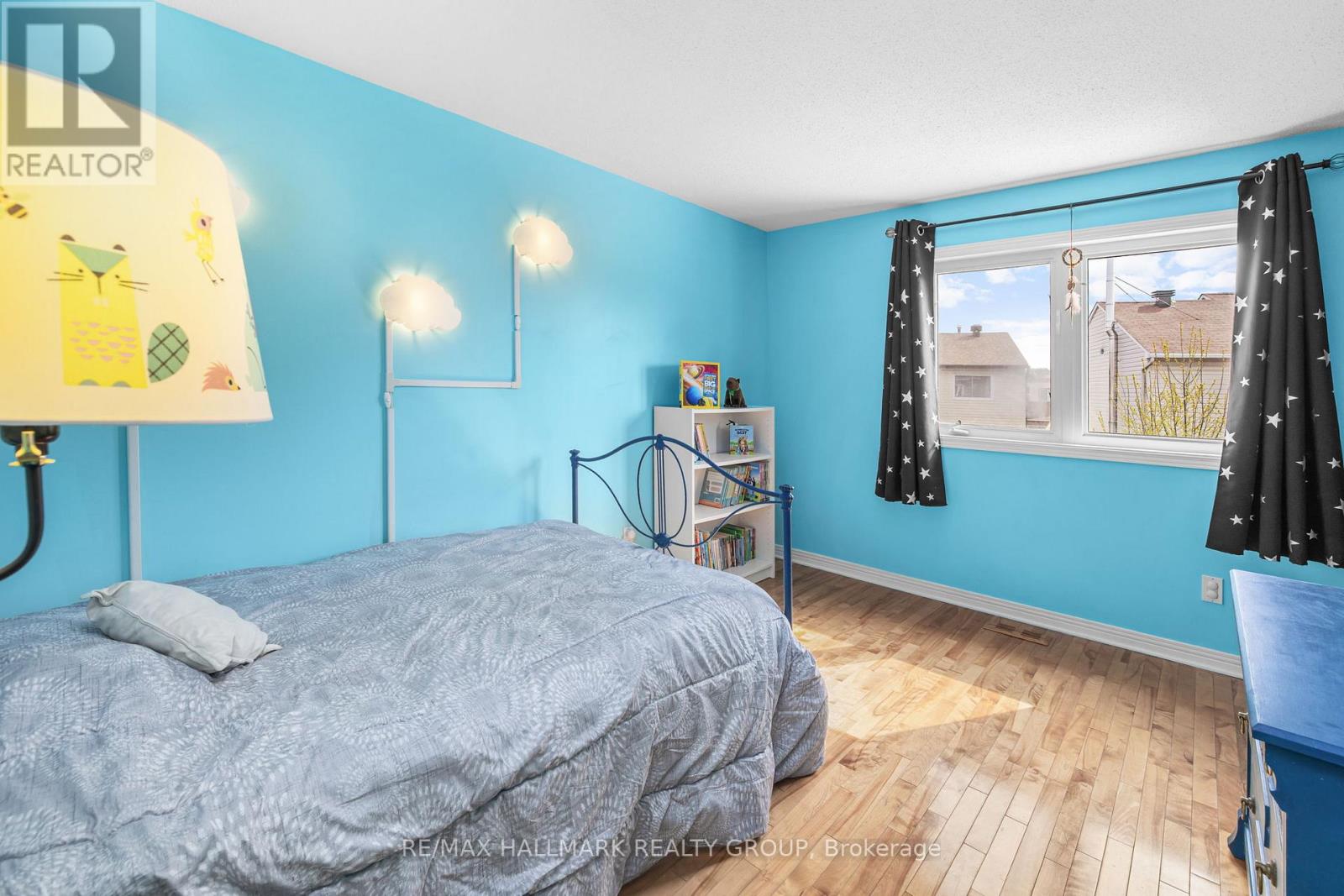 54 FIRESIDE CRESCENT - 21