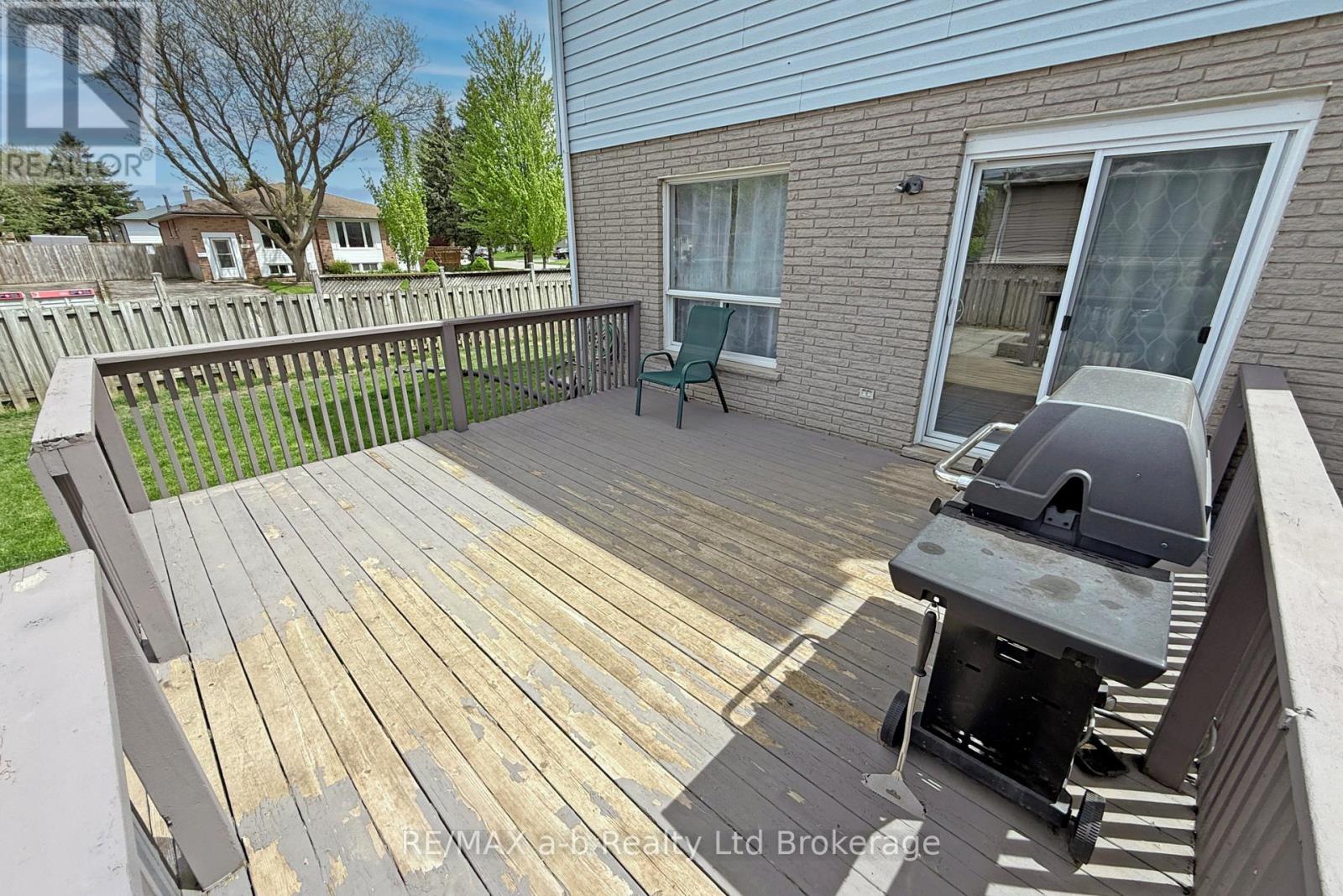 169 DIEFENBAKER DRIVE - 40