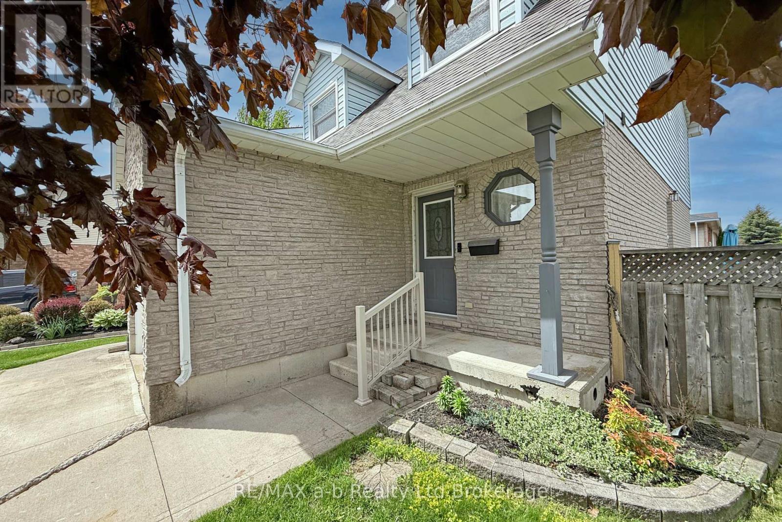 169 DIEFENBAKER DRIVE - 8