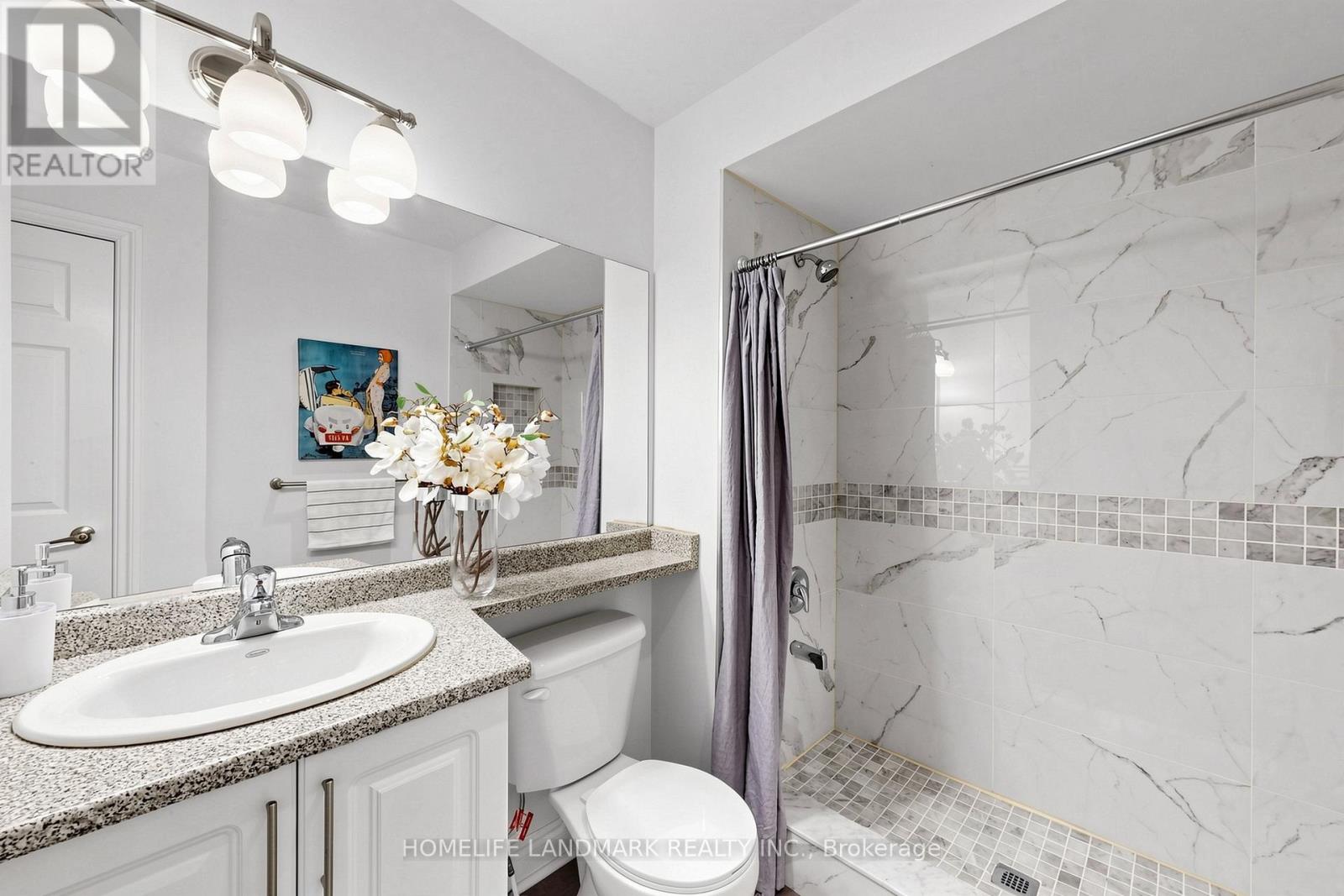 #32 8 BRIGHTON PLACE - 22