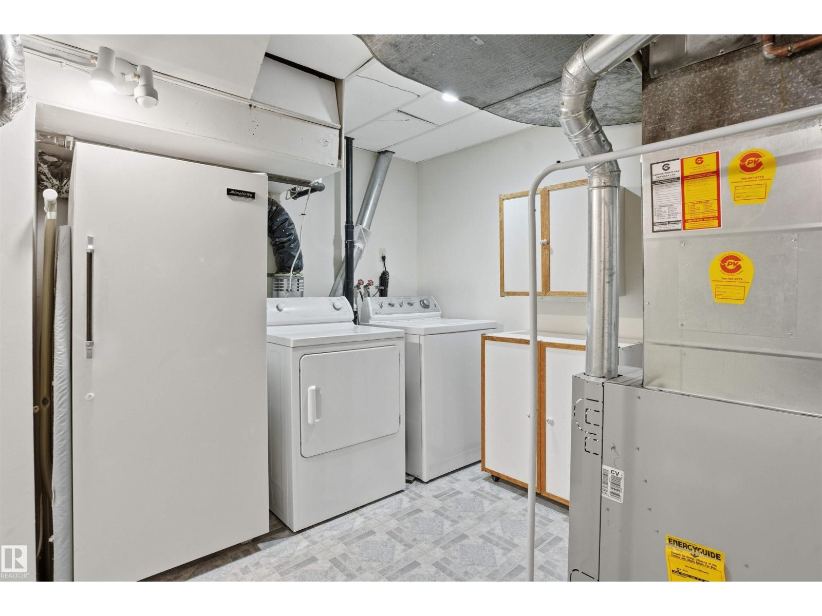 10943 149 ST NW - 18