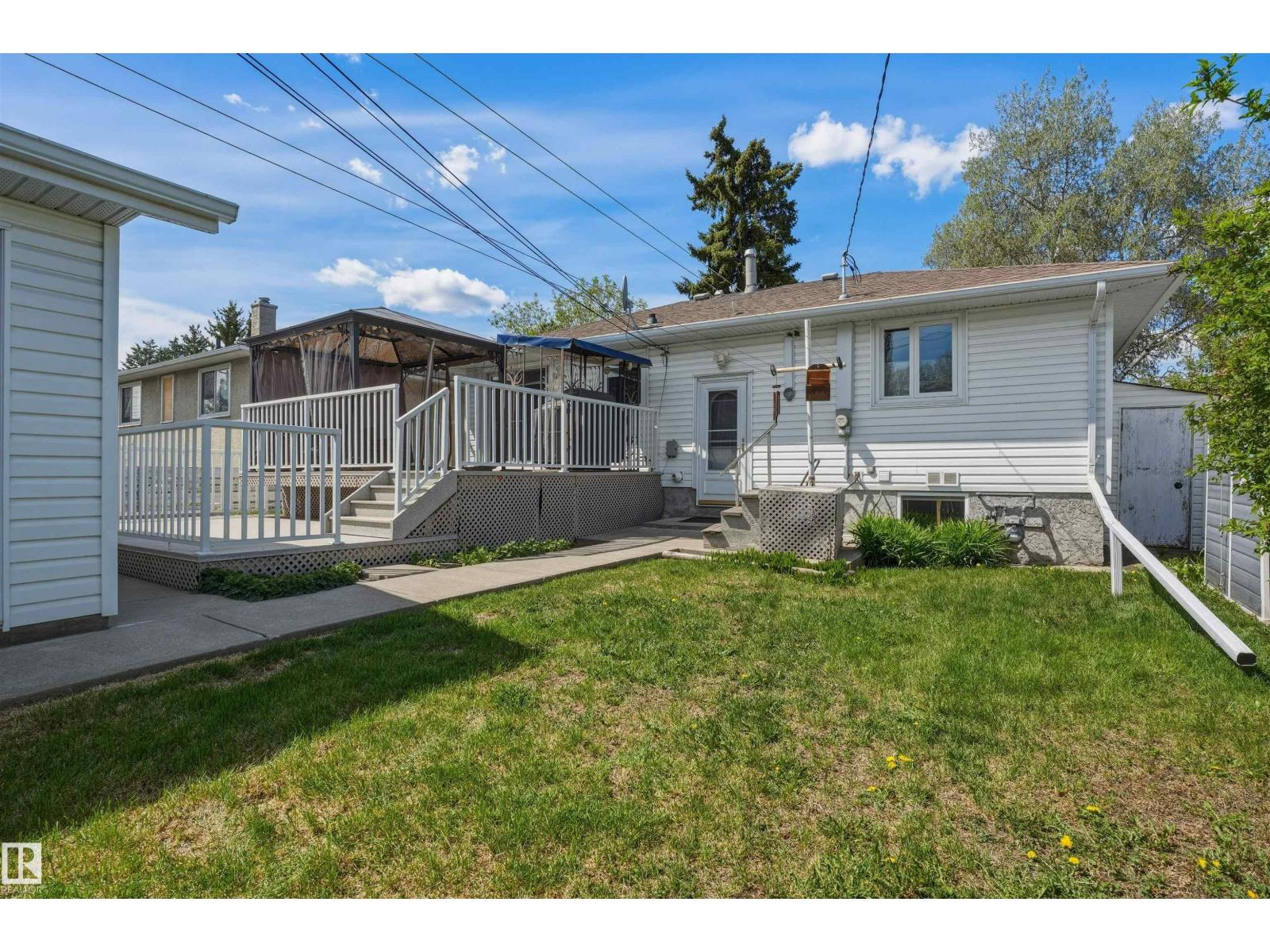 10943 149 ST NW - 21