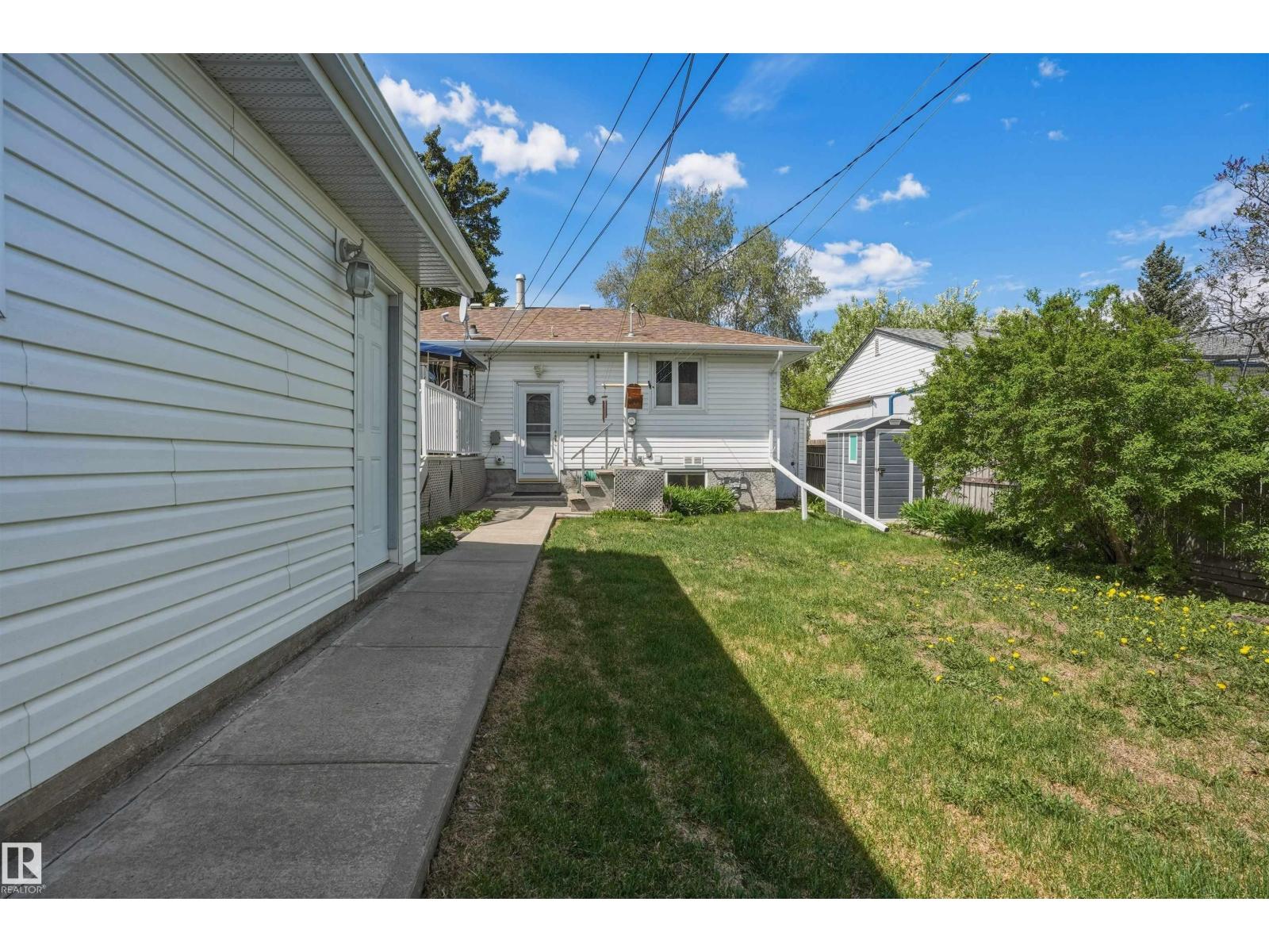 10943 149 ST NW - 29