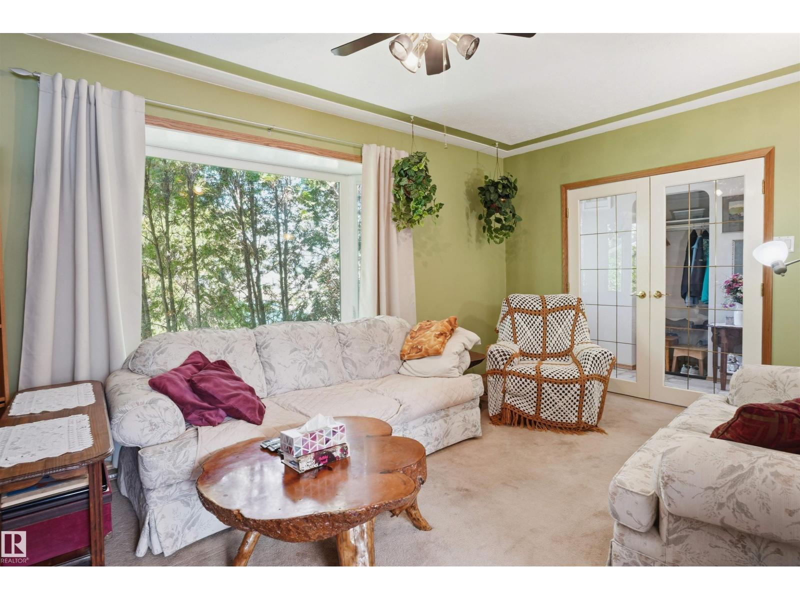 10943 149 ST NW - 4