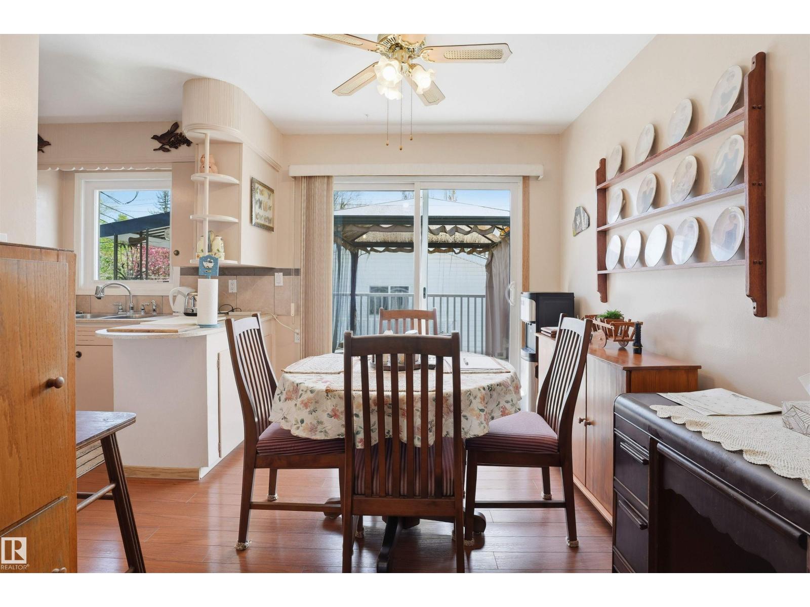 10943 149 ST NW - 7