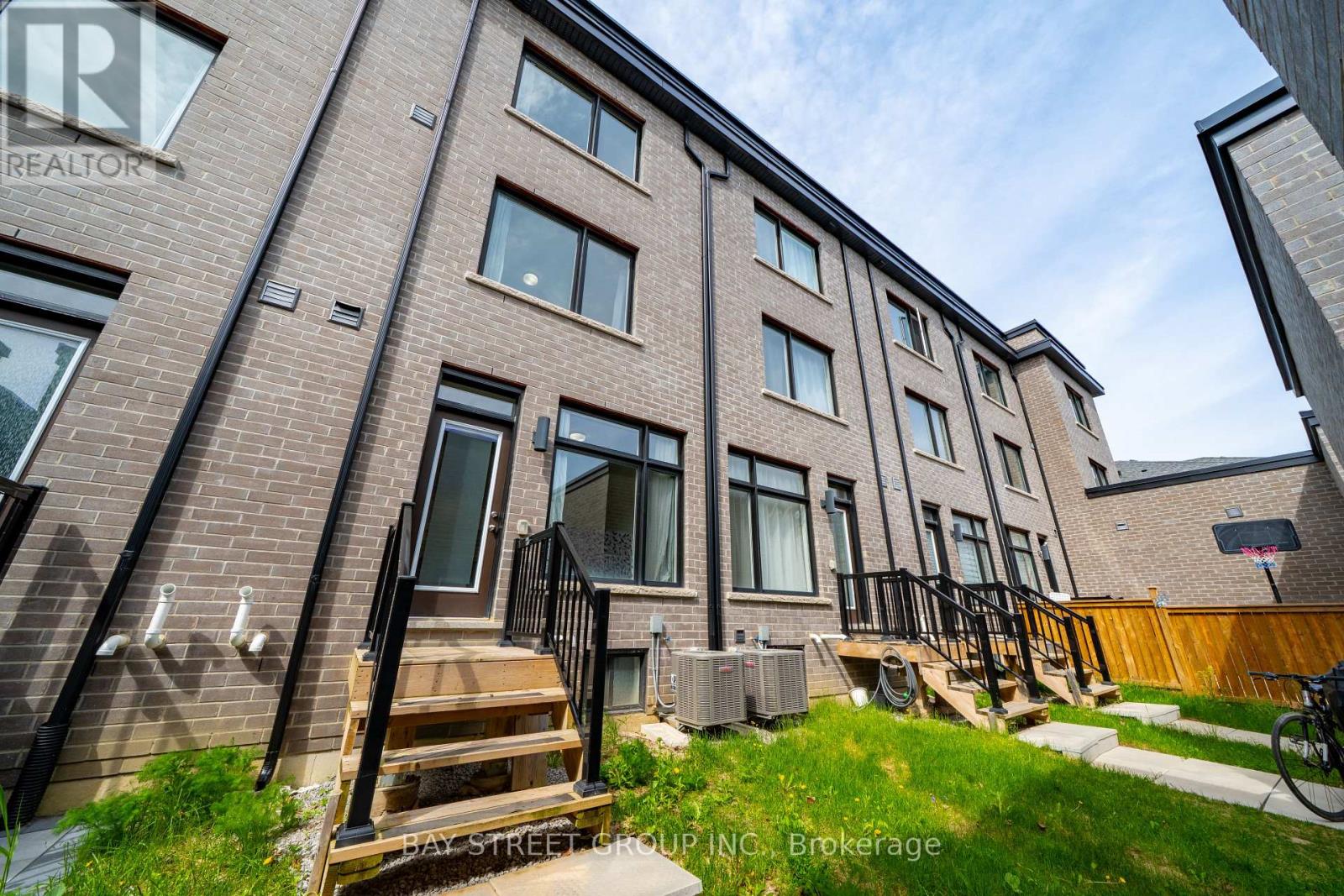 223 WEBB STREET - 36