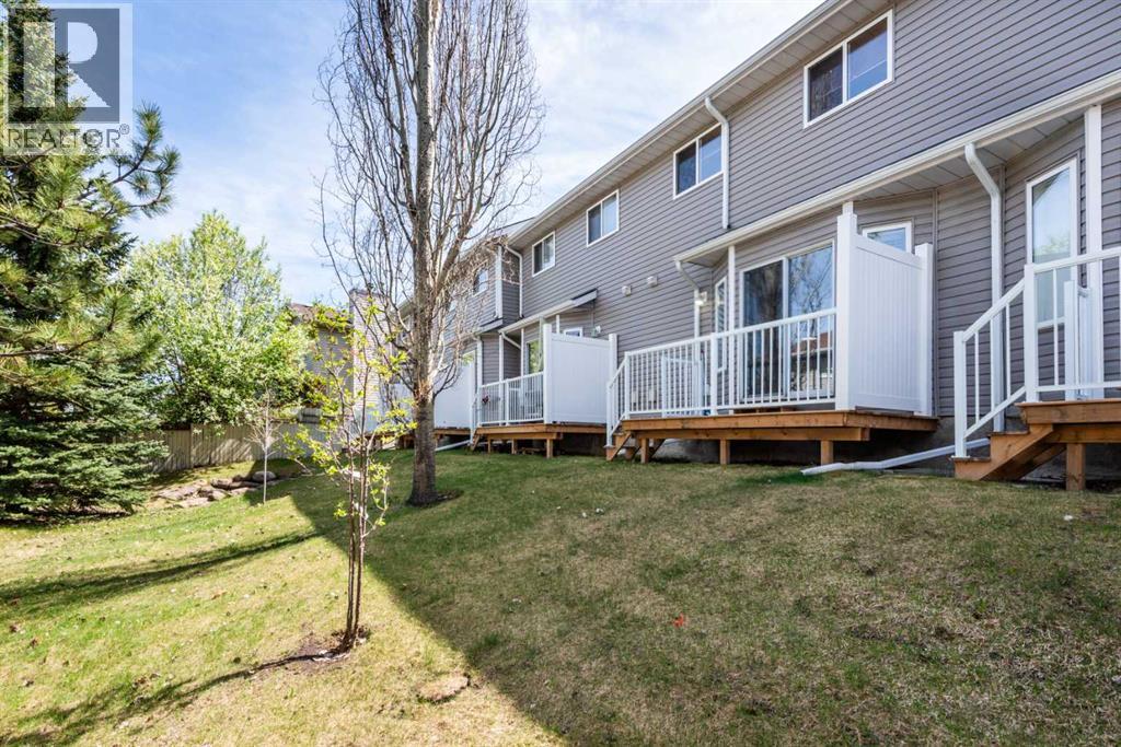 216 Shawinigan Drive SW - 36