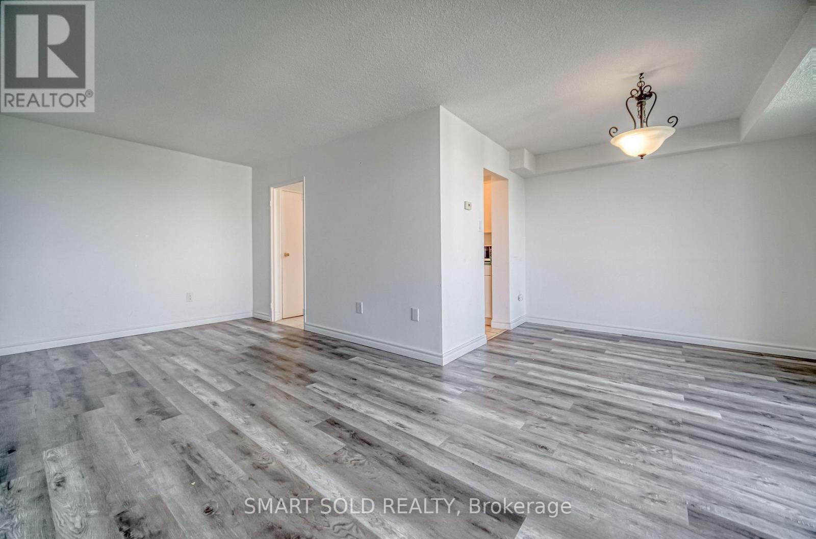#1009 10 STONEHILL COURT - 9