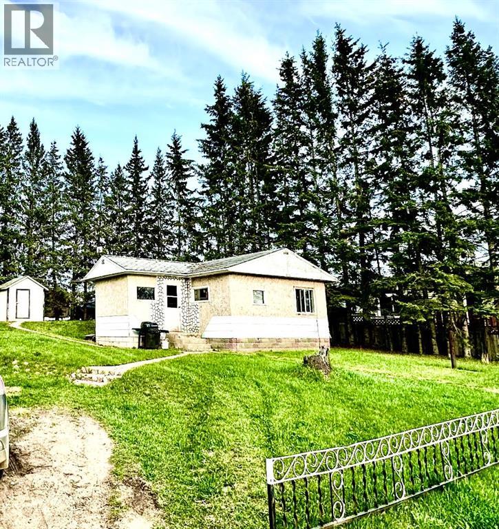 905 & 909 10th Street