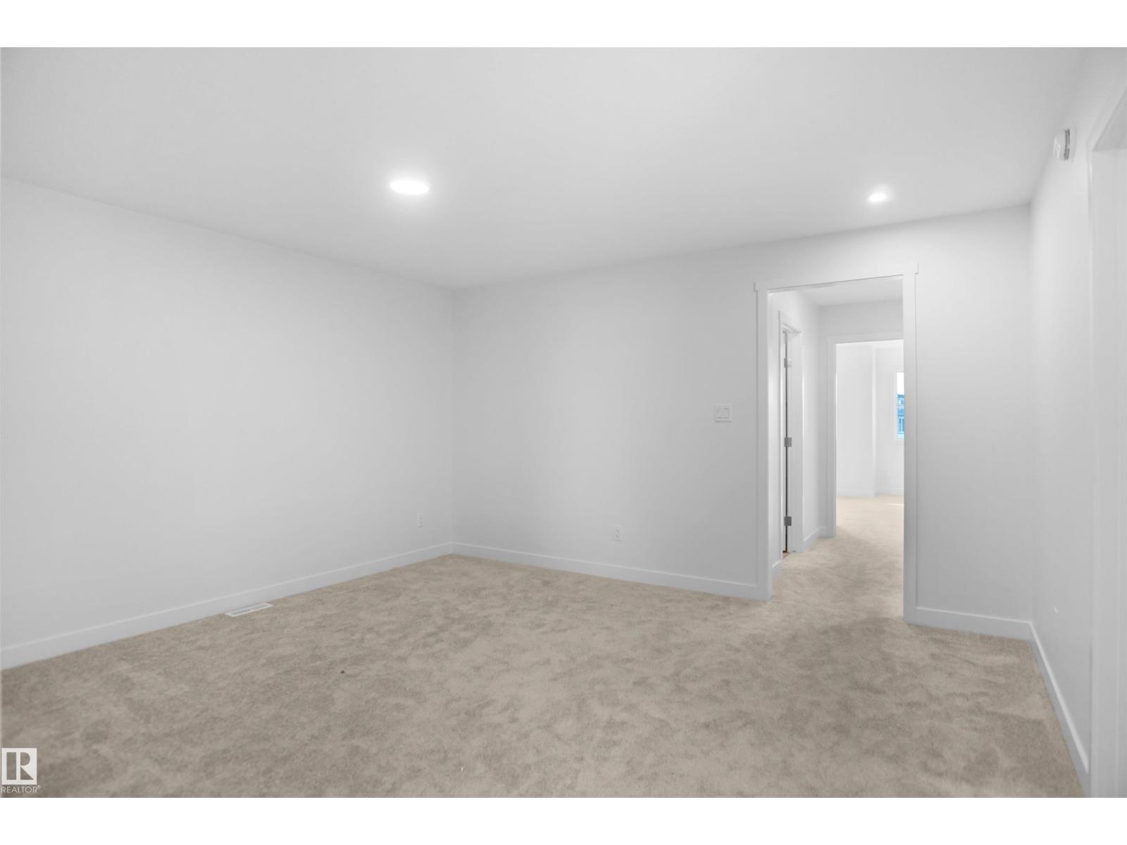 6343 175 AV NW - 22
