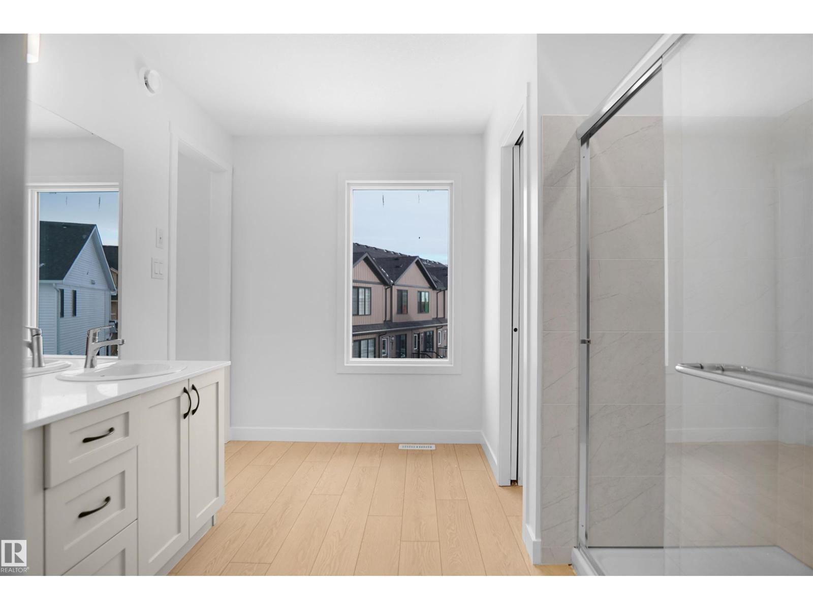 6343 175 AV NW - 28