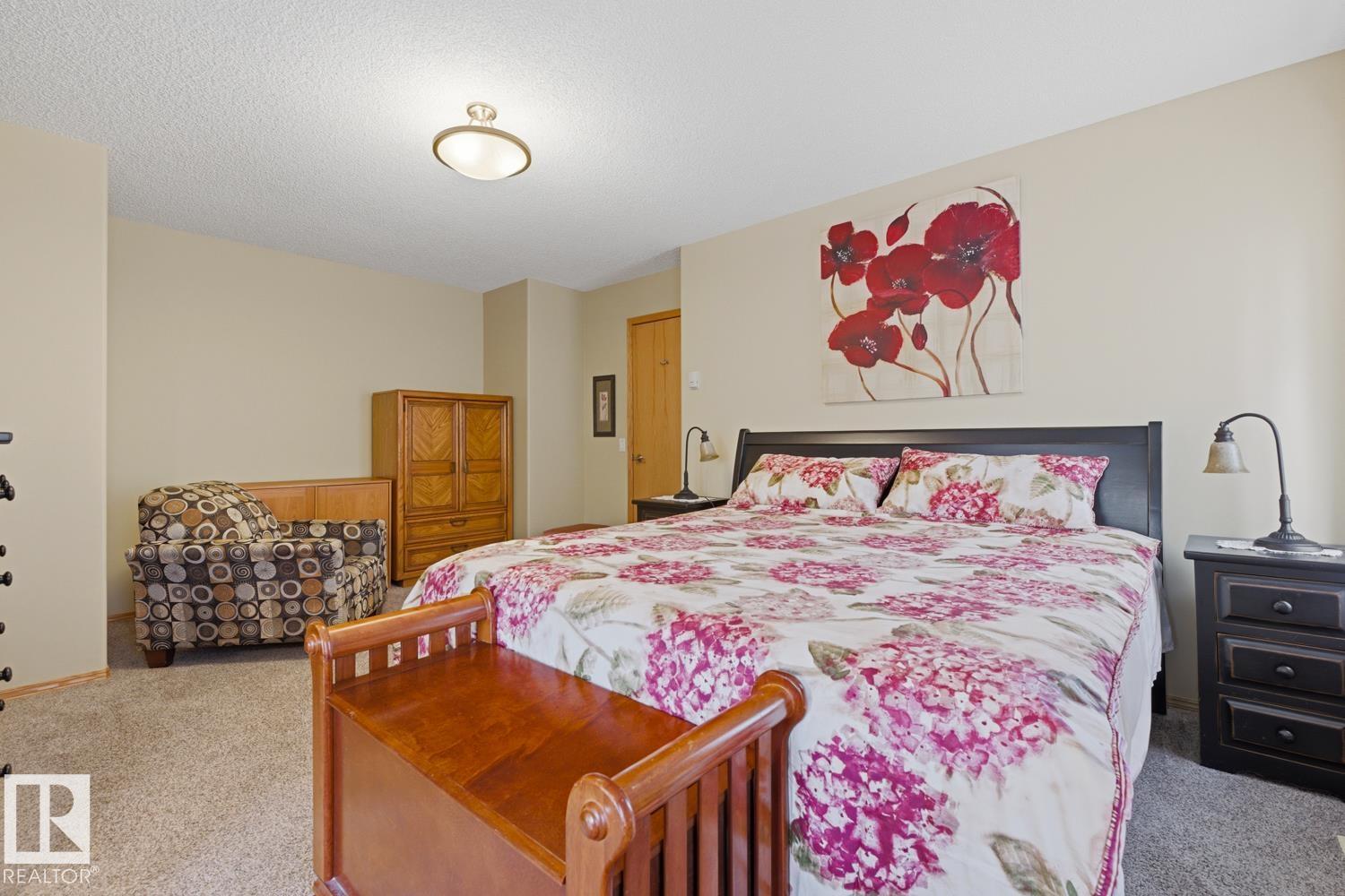 70 EASTCOTT DR - 31