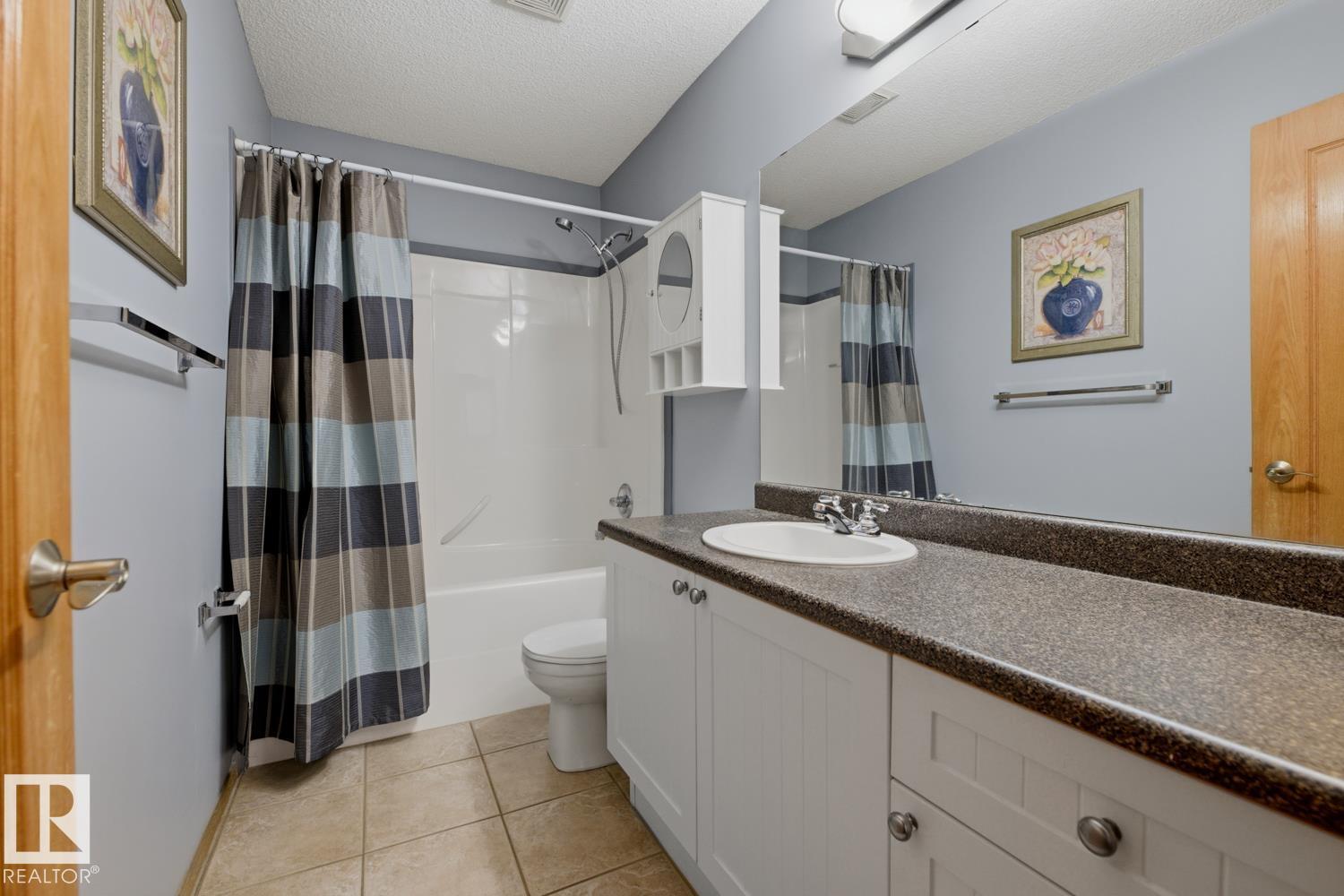 70 EASTCOTT DR - 34