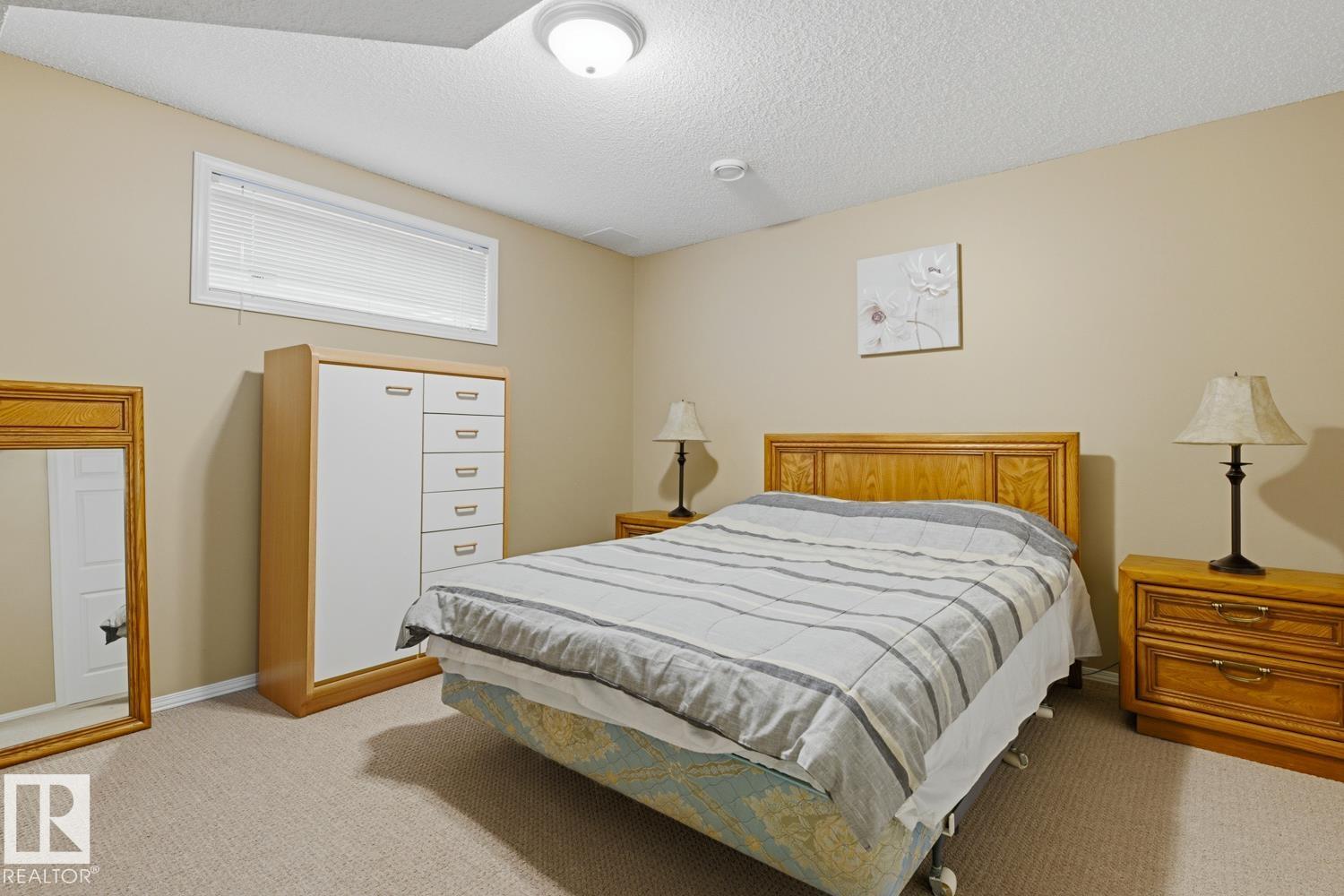 70 EASTCOTT DR - 40