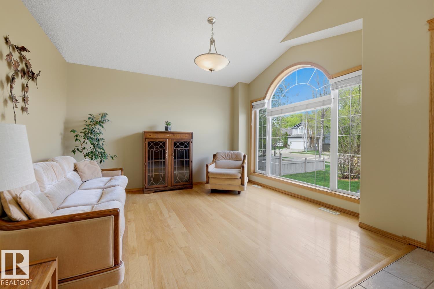 70 EASTCOTT DR - 5