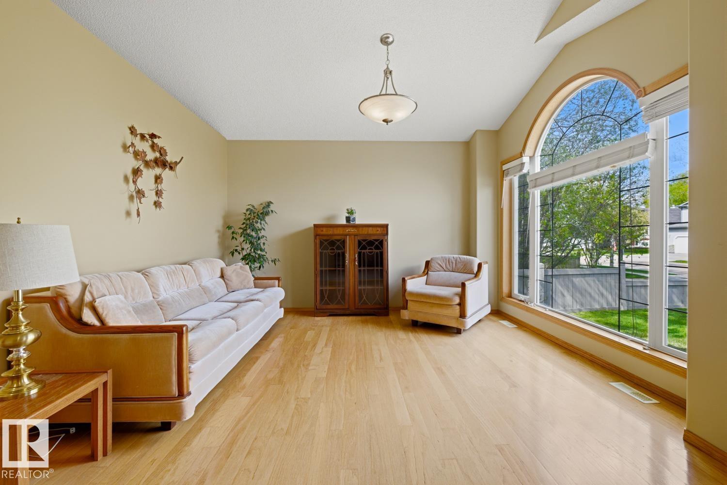 70 EASTCOTT DR - 7