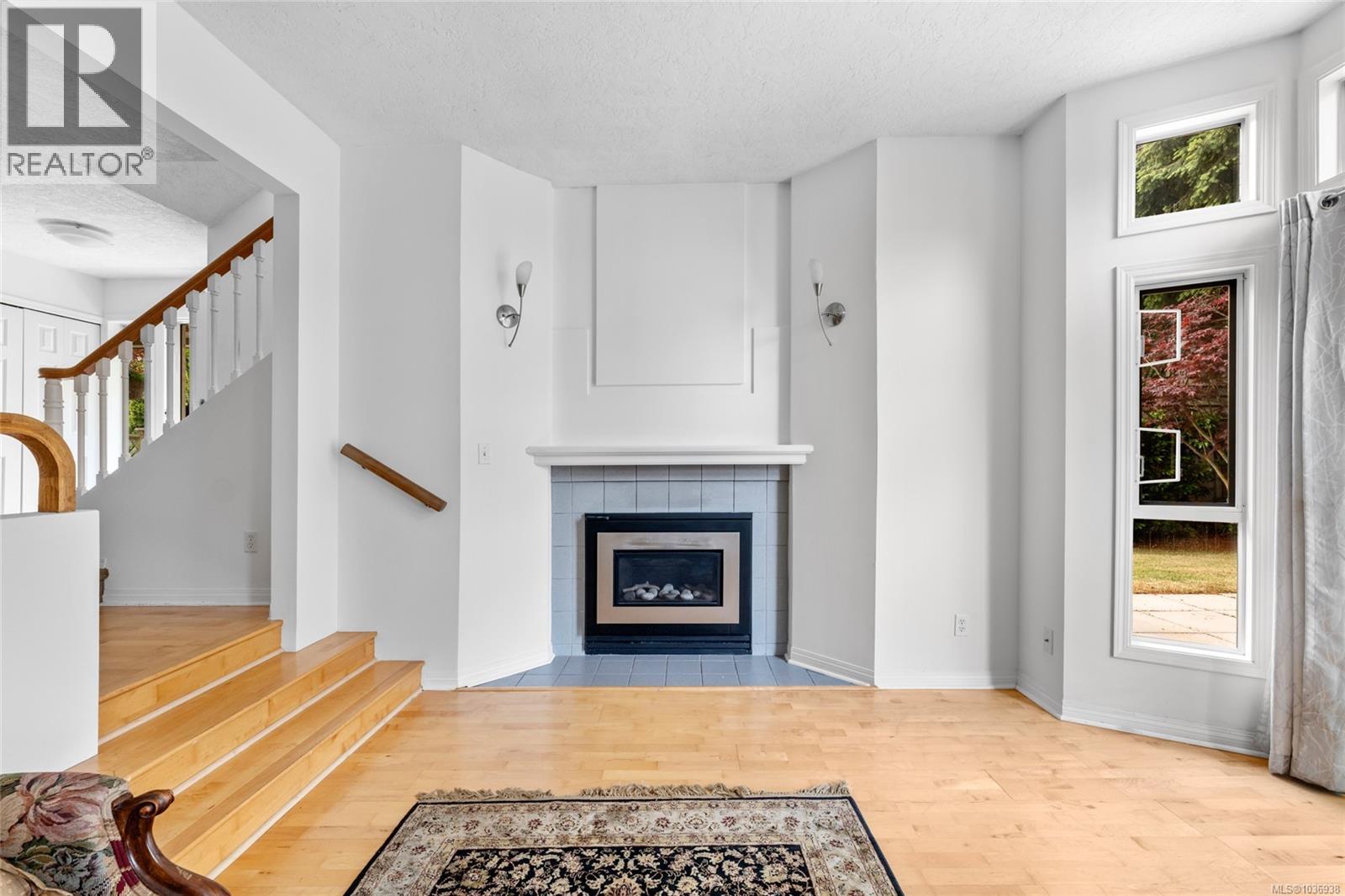 #5 216 Russell St - 14