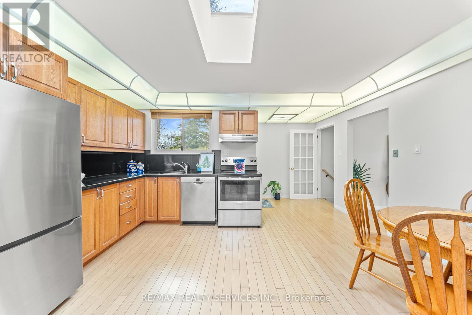 71 BELMONT DRIVE - 19