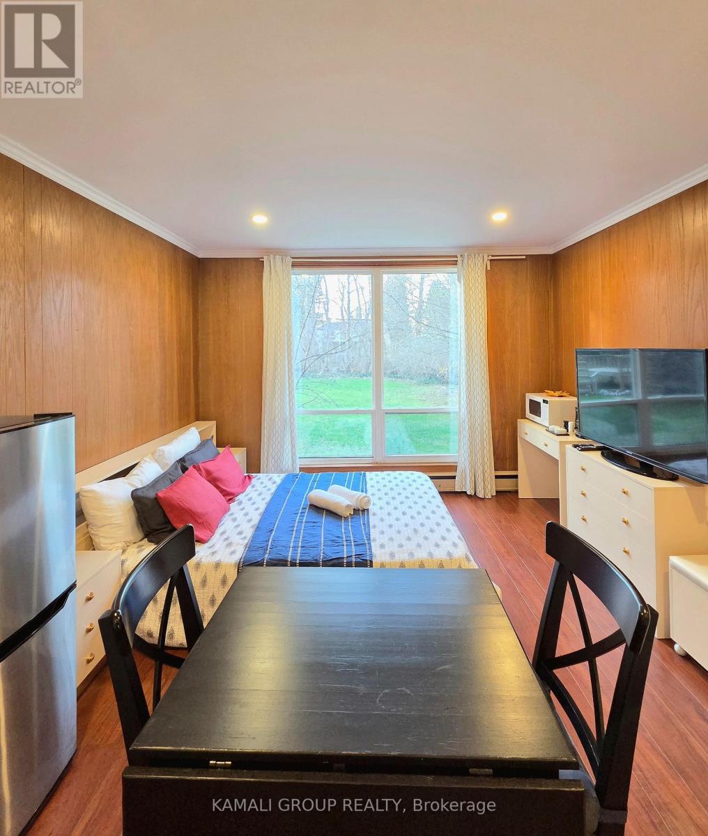66 HAWKSBURY DRIVE - 29