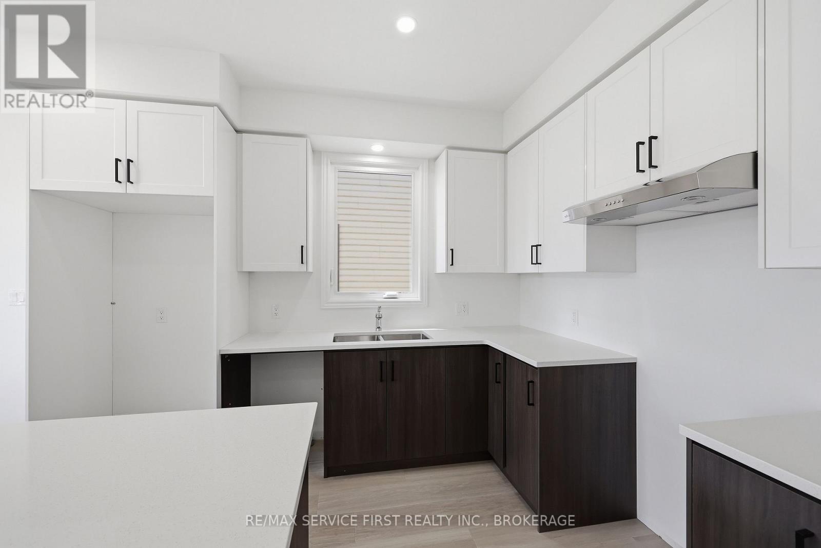 1351 WOODFIELD CRESCENT - 20