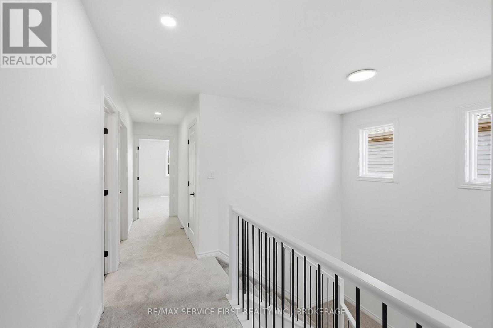1351 WOODFIELD CRESCENT - 27