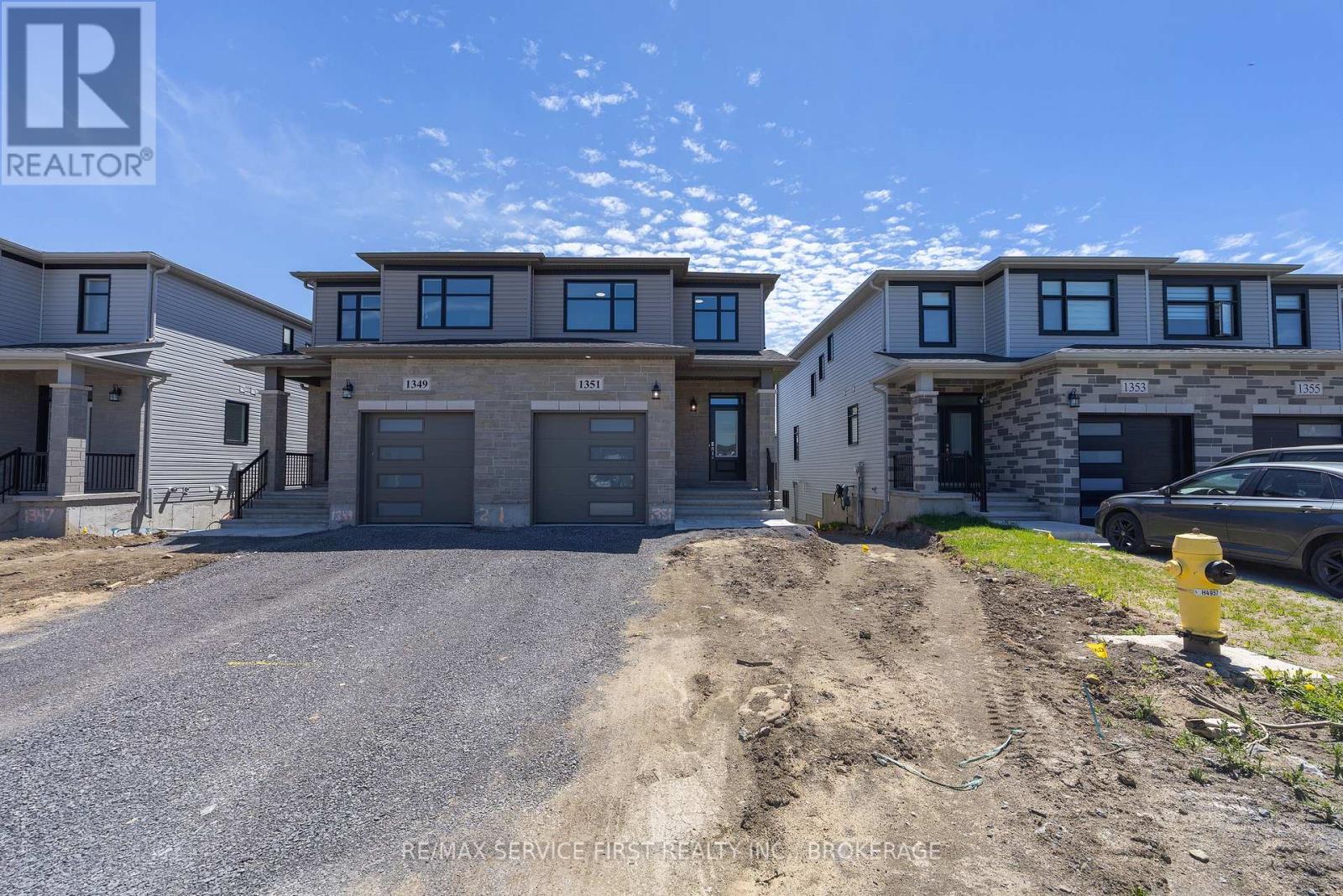 1351 WOODFIELD CRESCENT - 3