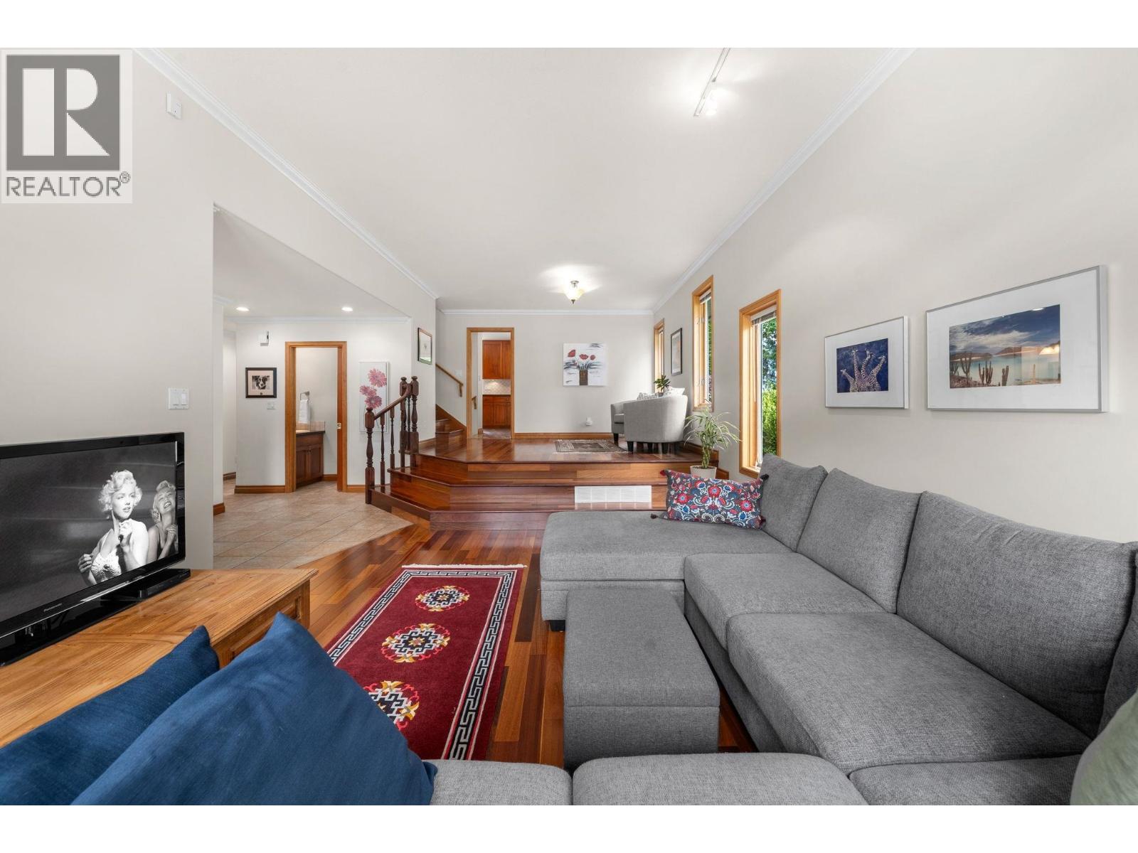 1070 GLACIER VIEW DRIVE, Squamish
