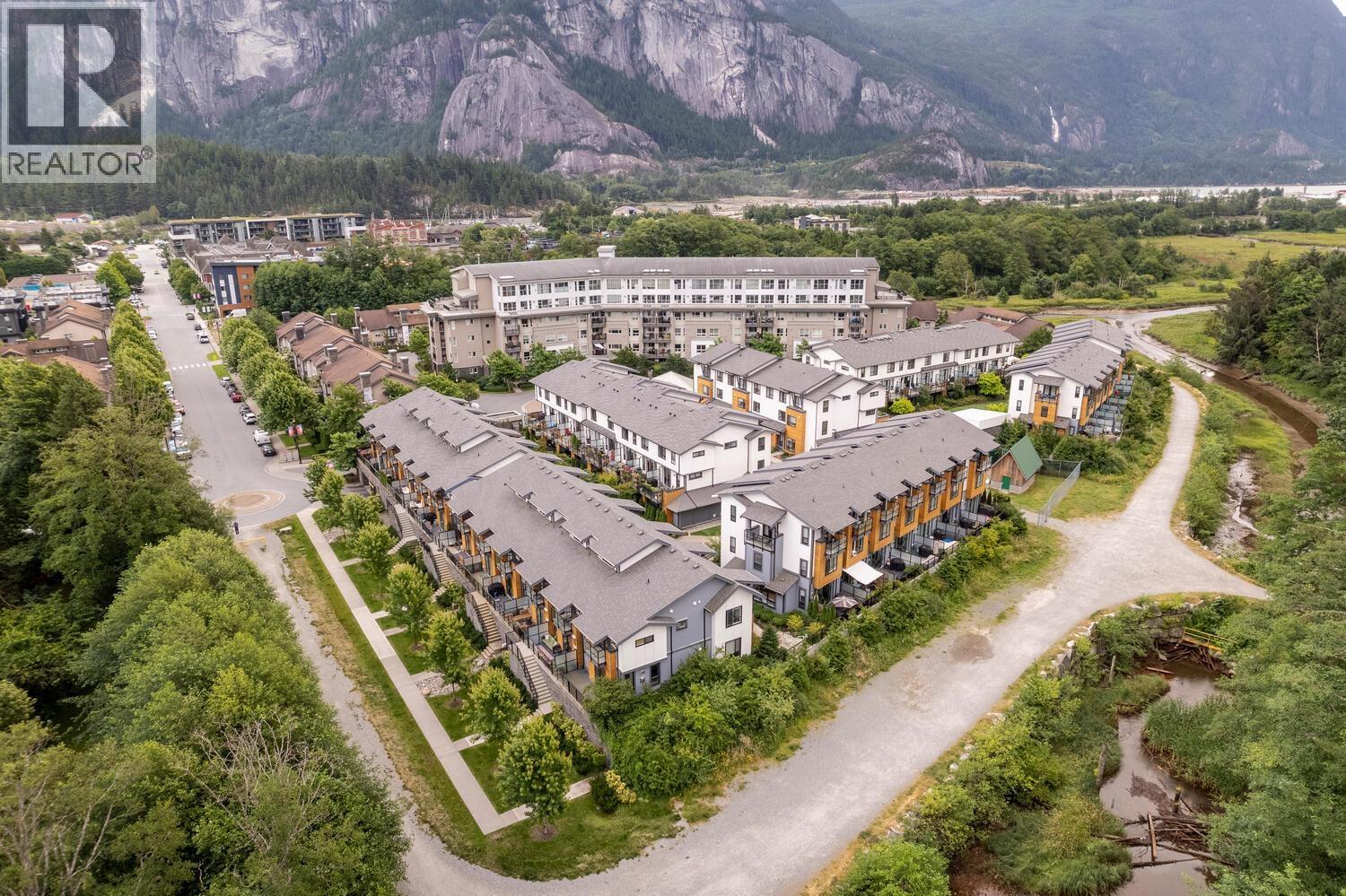 64 1188 MAIN STREET, Squamish