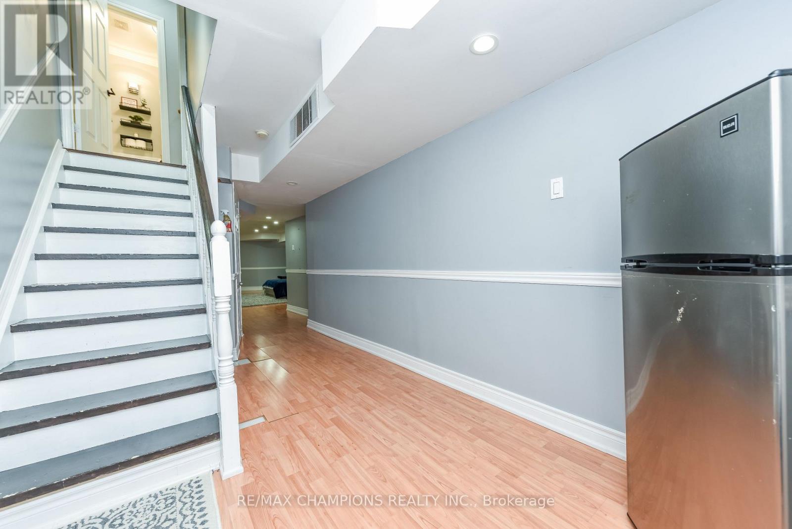 205 BLUE WILLOW DRIVE - 39