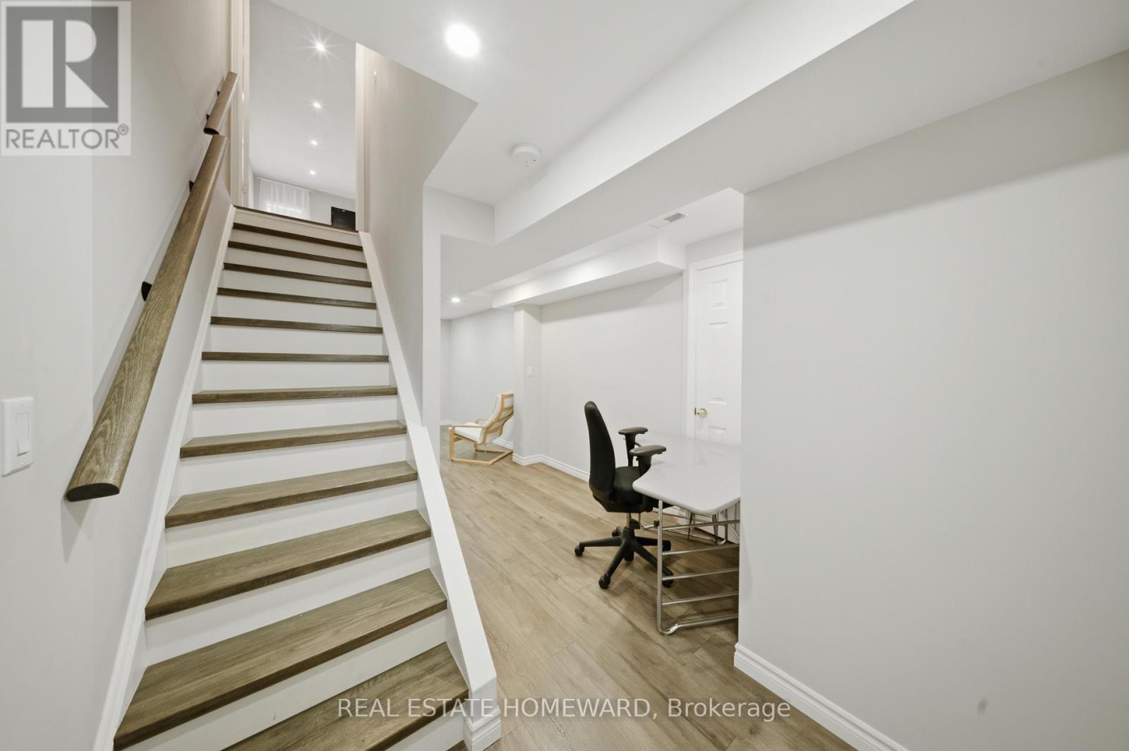 5942 DELLE DONNE DRIVE - 20