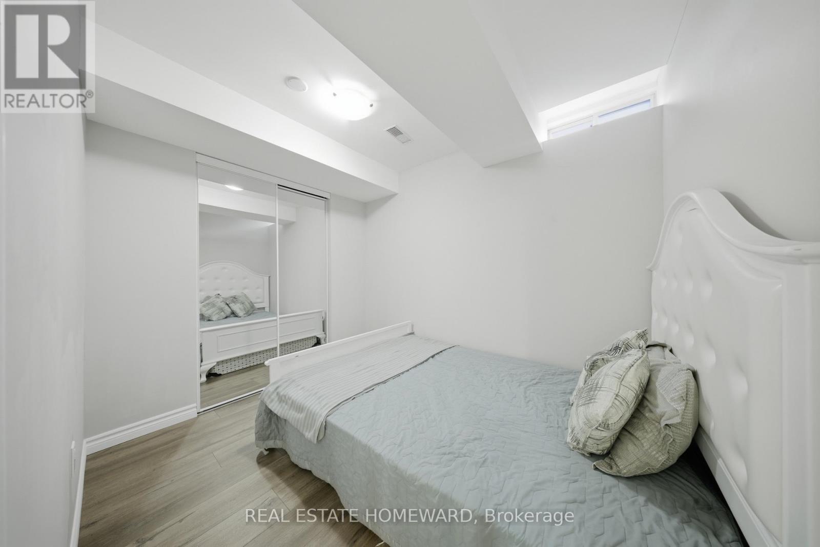 5942 DELLE DONNE DRIVE - 22