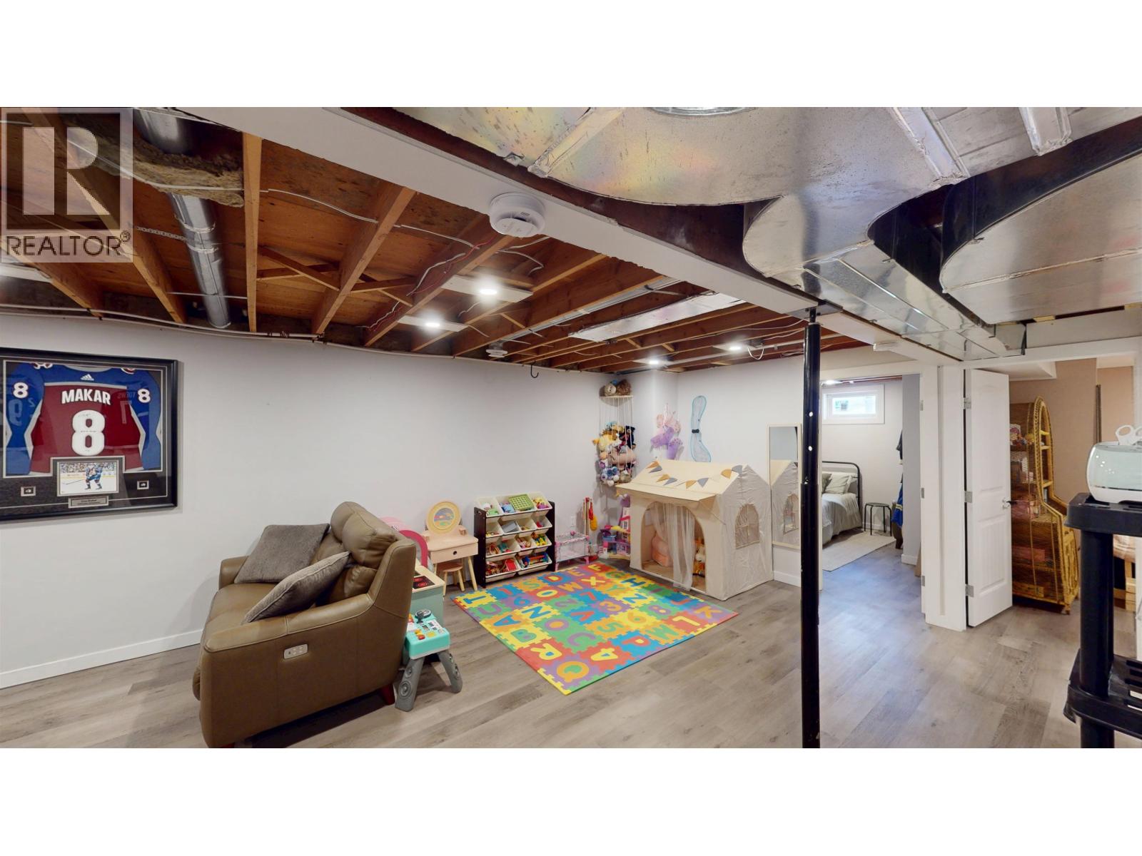 9811 112 AVENUE - 26