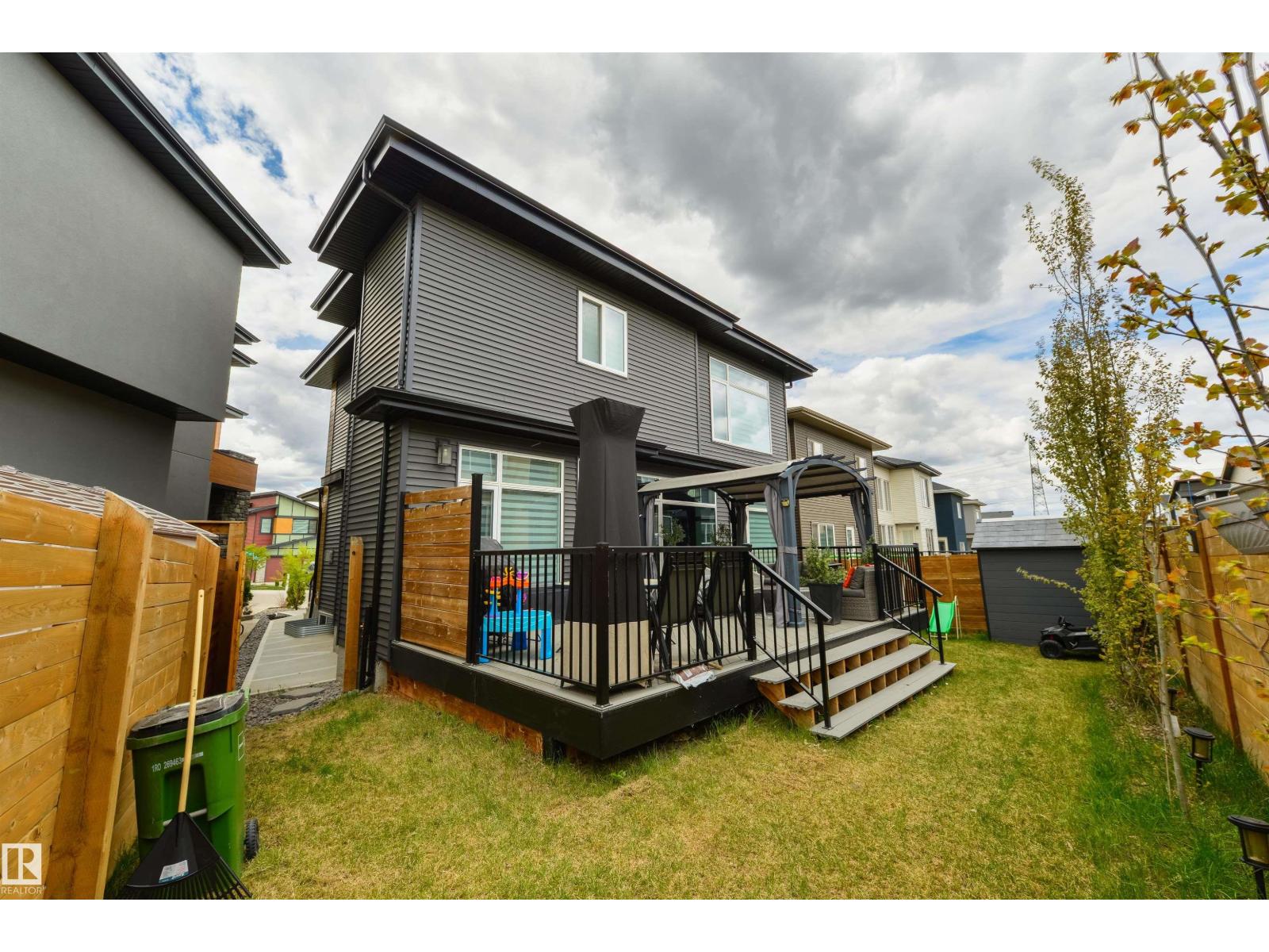 219 37 ST SW - 60