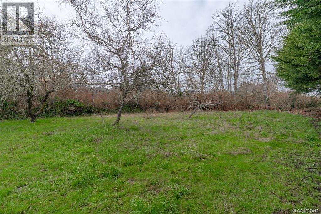 6820 Grant Rd W - 43