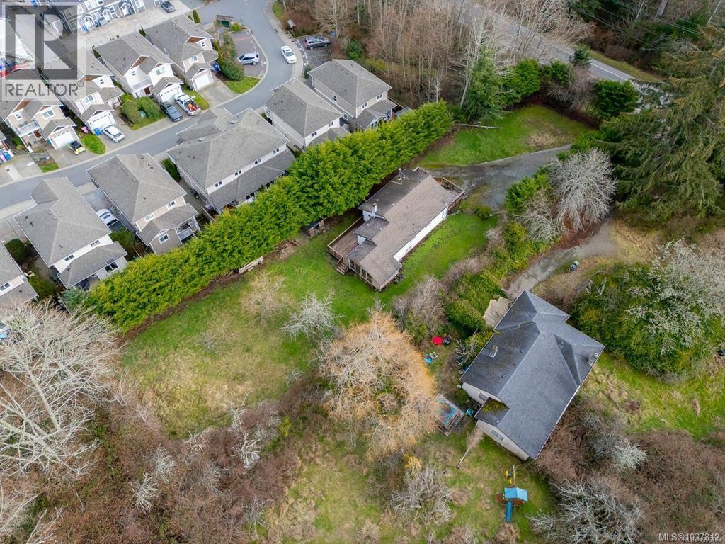 6820 Grant Rd W - 53