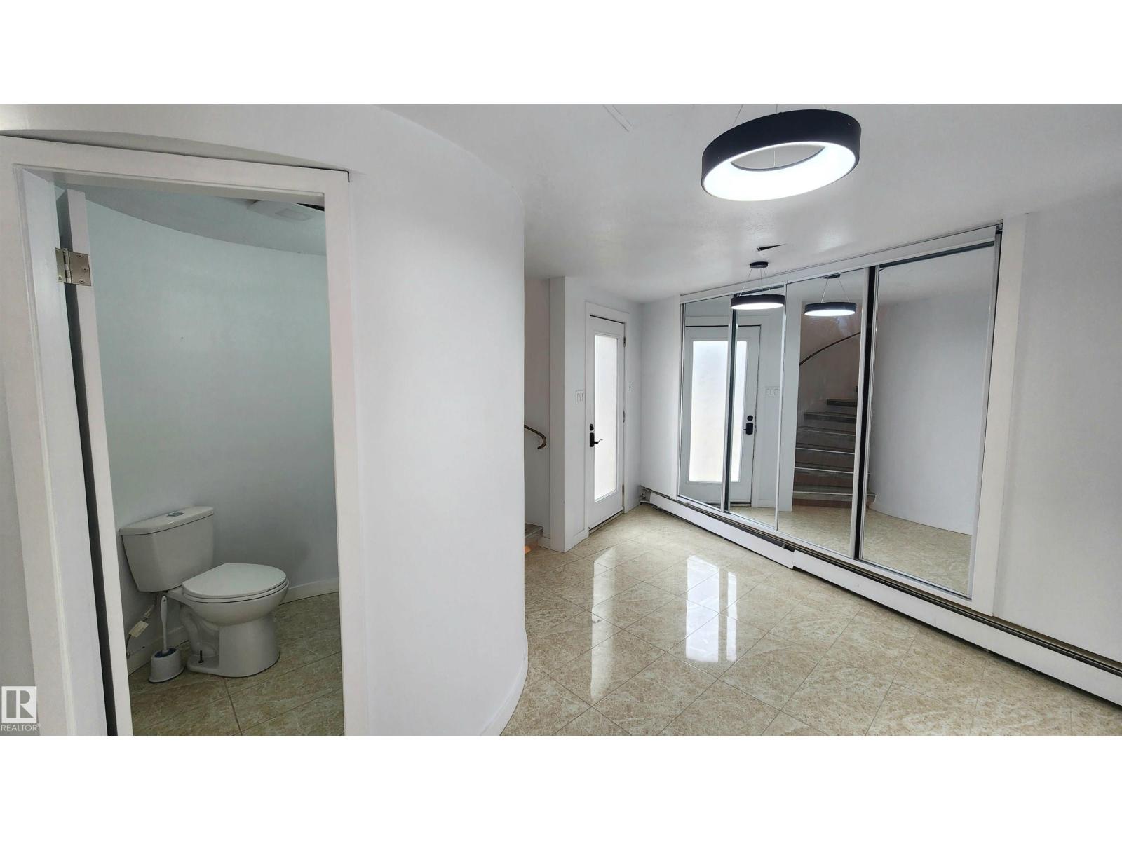 9535 147 AV NW - 16