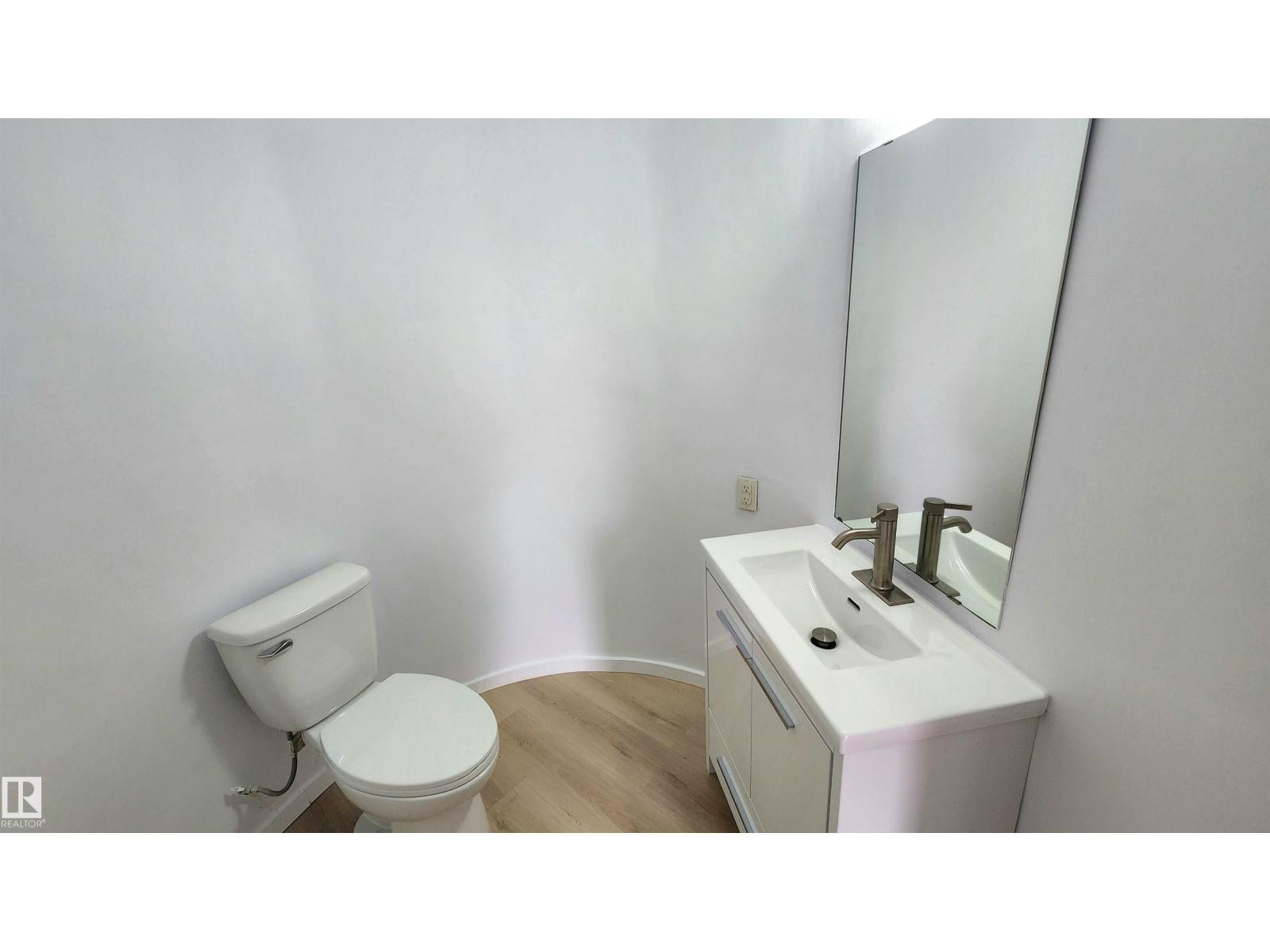 9535 147 AV NW - 31