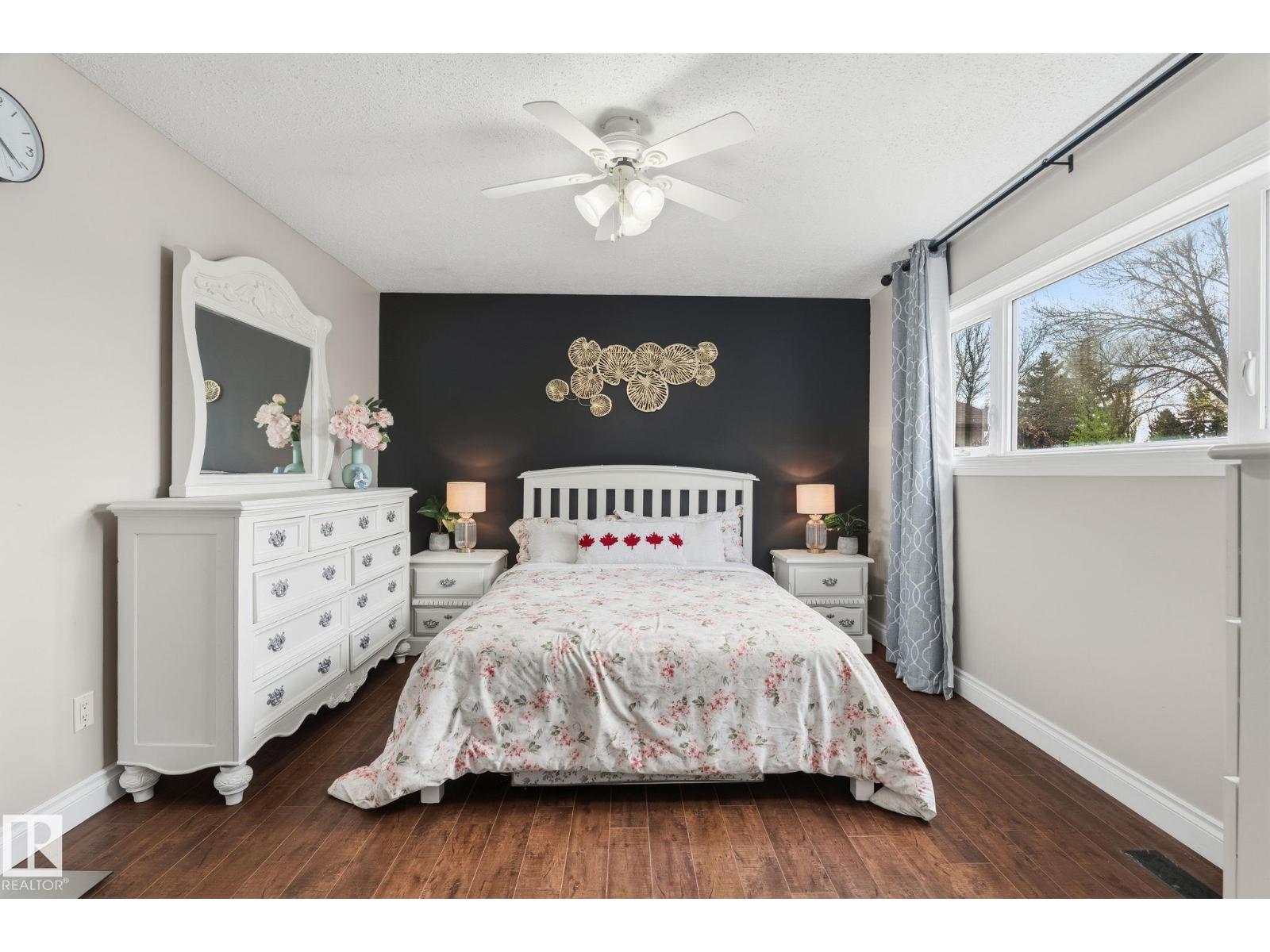 15232 120 NW NW - 16